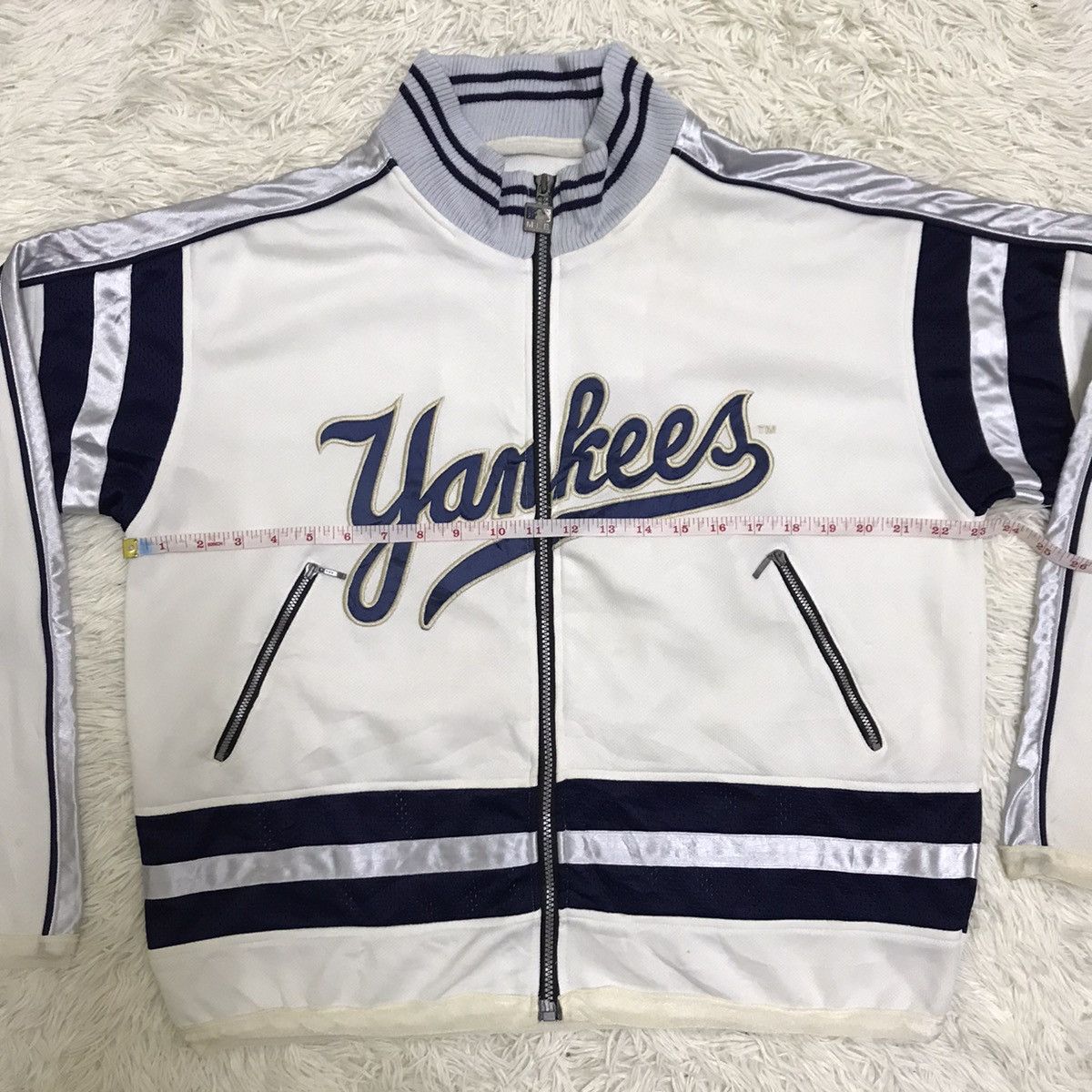 MLB Vintage yankees embroidery biglogo sweater Size US L / EU 52-54 / 3 - 10 Thumbnail