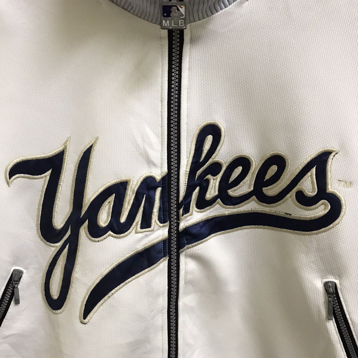 MLB Vintage yankees embroidery biglogo sweater Size US L / EU 52-54 / 3 - 6 Thumbnail