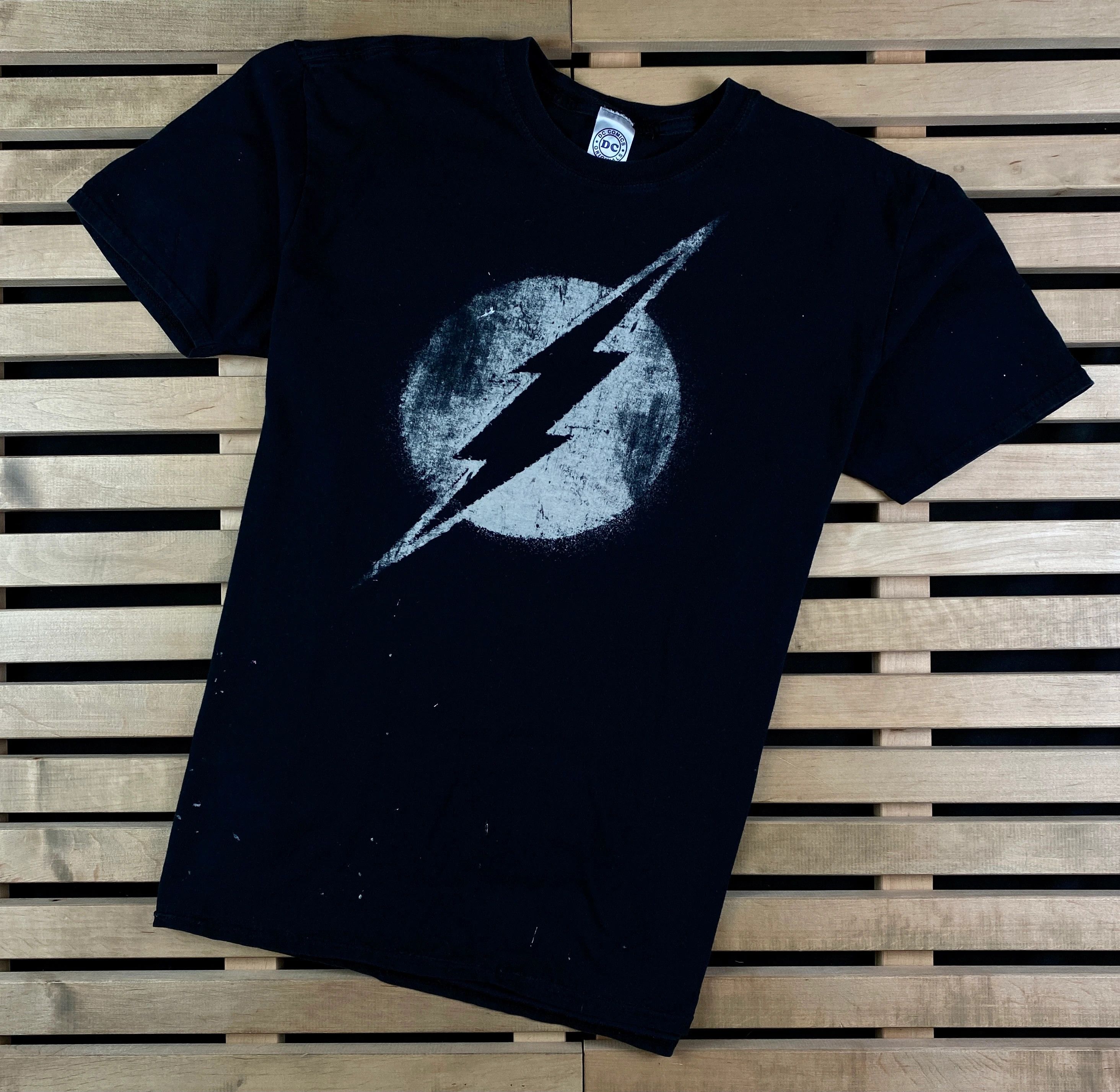 DC Mens Vintage DC Comics T Shirt Size S Size US S / EU 44-46 / 1 - 1 Thumbnail