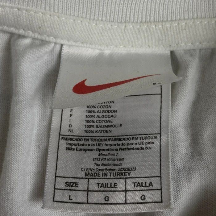 Nike Mens T Shirt Nike Vintage Big Print Size L Size US L / EU 52-54 / 3 - 4 Thumbnail