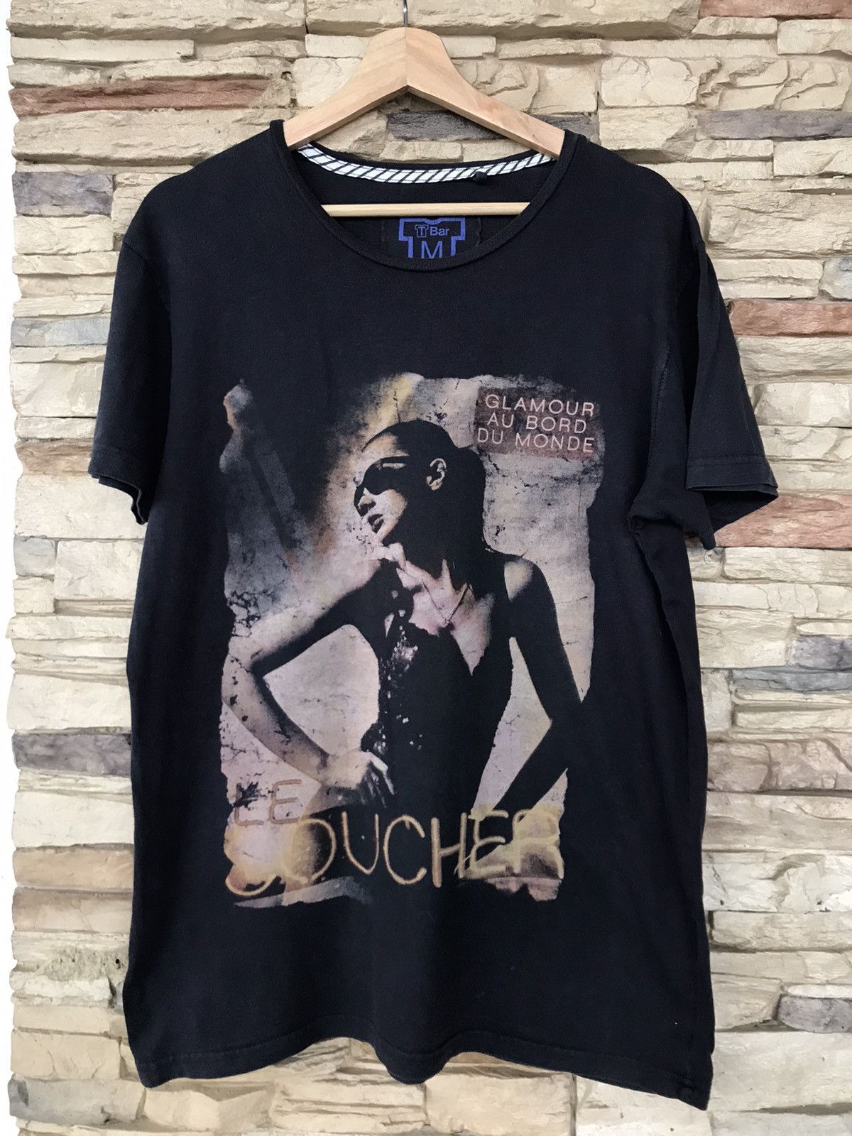 Japanese Brand Graphic Le Councher Sexy Women Tee art porn star Size US M / EU 48-50 / 2 - 1 Thumbnail