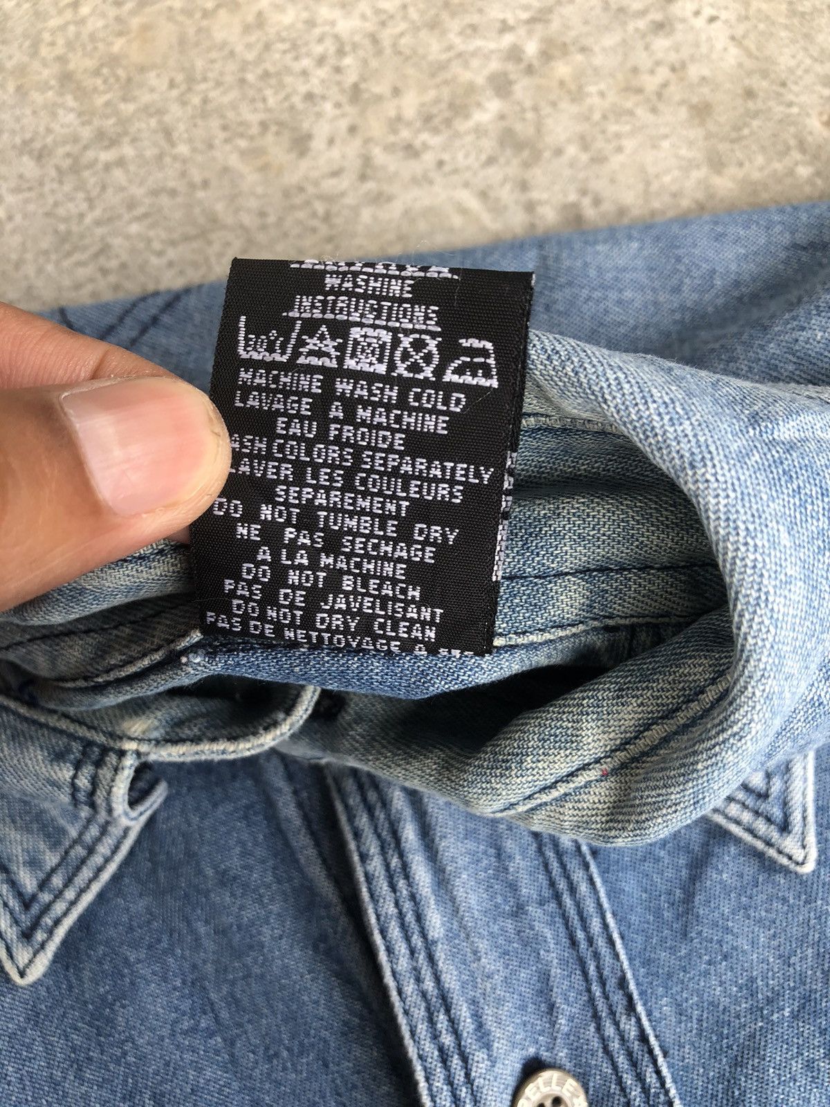 Marc Buchanan Pelle Pelle Marc Buchanan Embroidered Distressed Denim Size US L / EU 52-54 / 3 - 15 Thumbnail