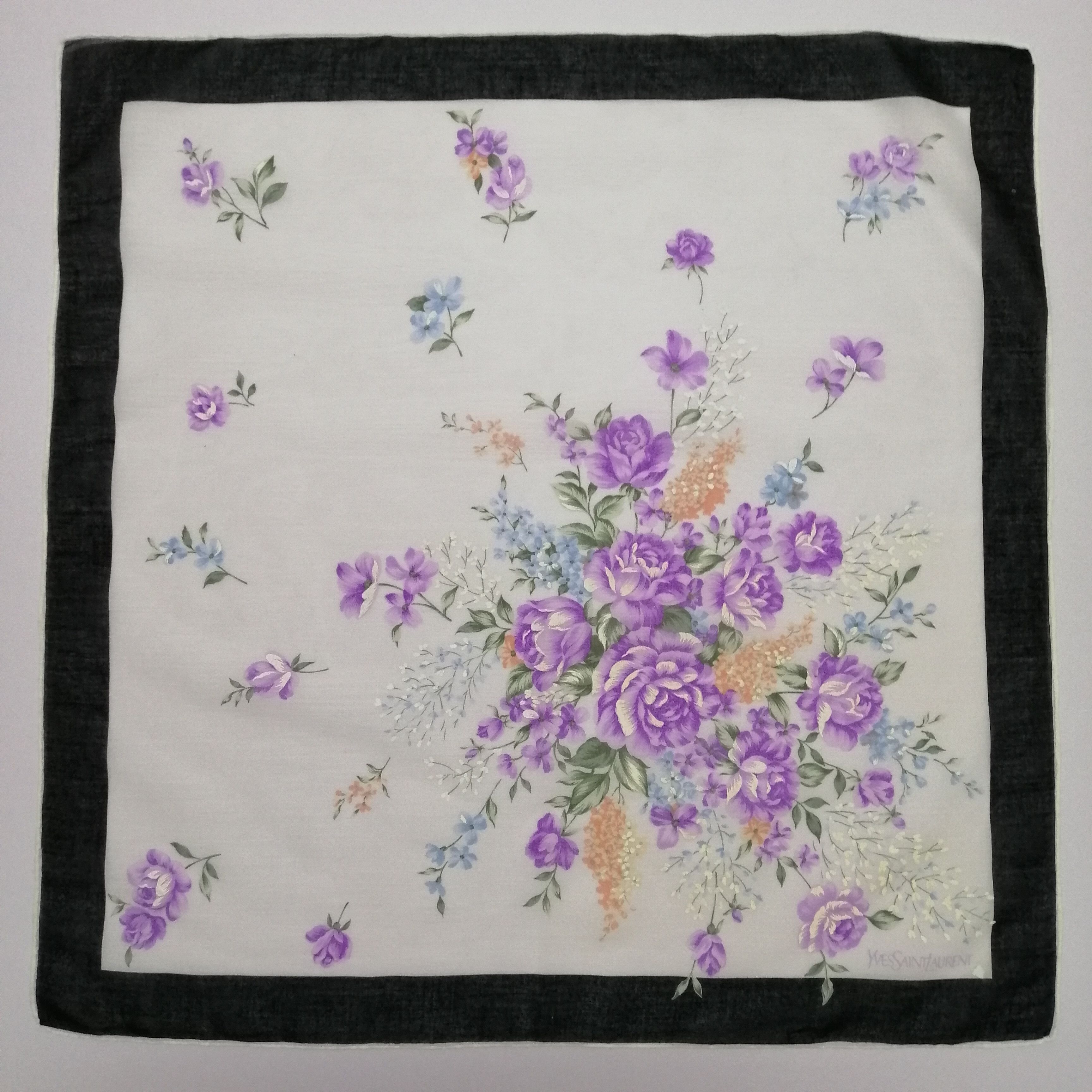 Vintage × Yves Saint Laurent Yves Saint Laurent Handkerchief/Neckerchief/Bandana-KD1238 Size ONE SIZE - 2 Thumbnail
