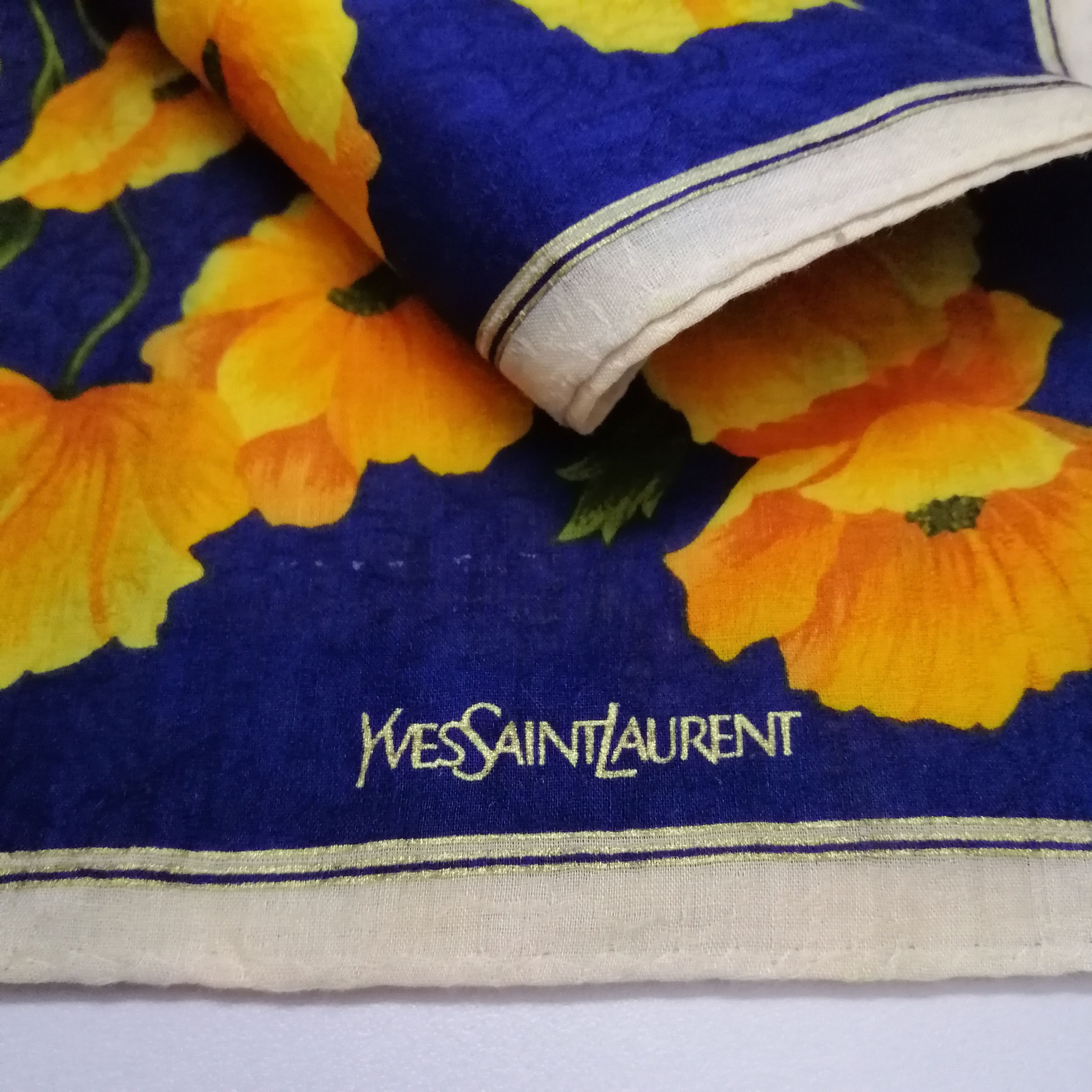 Vintage Yves Saint Laurent Handkerchief/Neckerchief/Bandana-KD2038 Size ONE SIZE - 4 Thumbnail