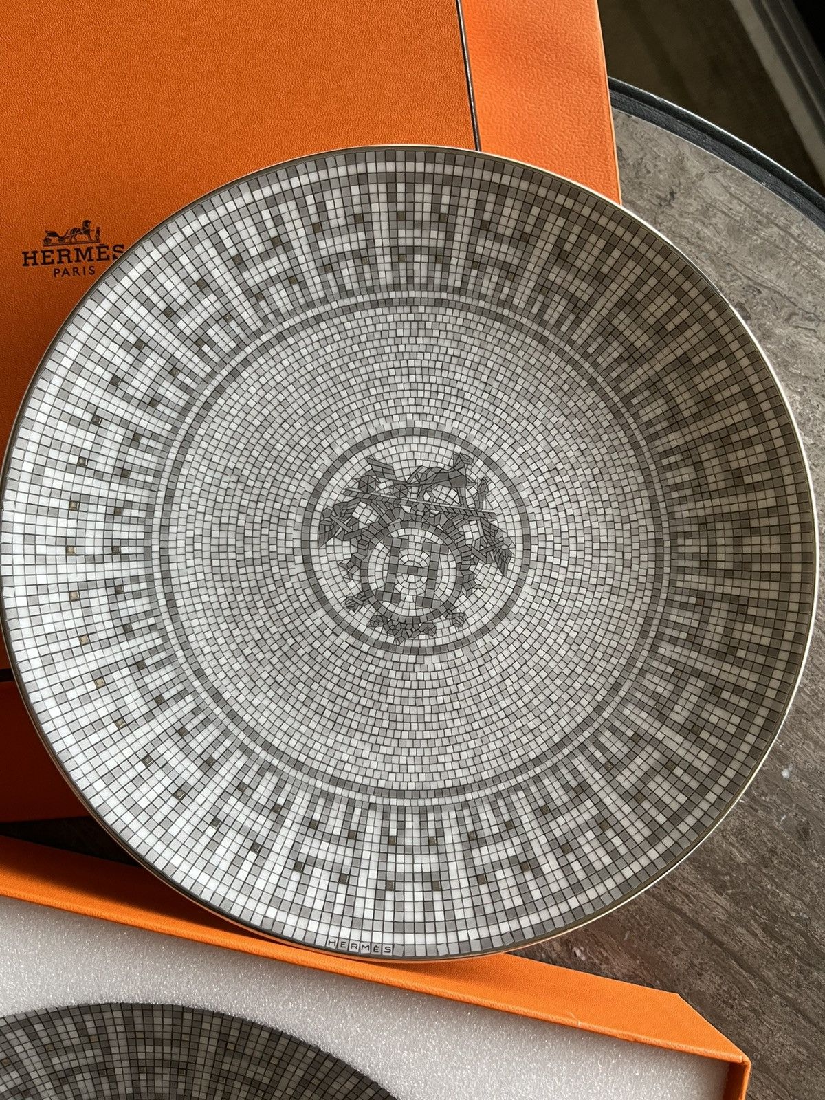 Hermes Hermes Mosaique Plates (x2) Set Brand New Size ONE SIZE - 22 Thumbnail