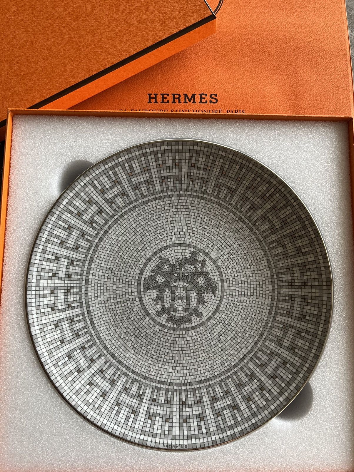 Hermes Hermes Mosaique Plates (x2) Set Brand New Size ONE SIZE - 8 Thumbnail