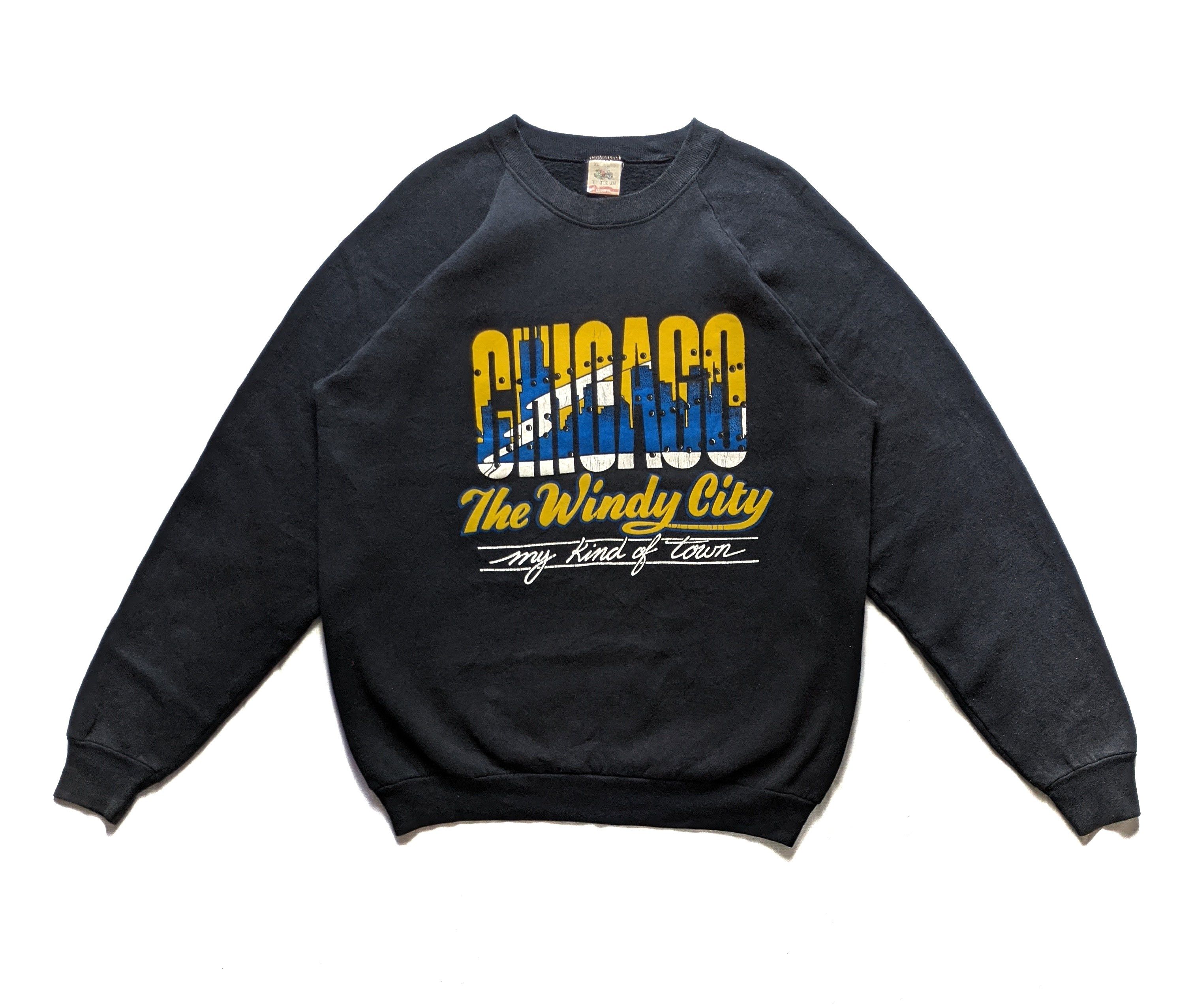 Vintage Vintage 90's FOTL Chicago The Windy City Sweatshirt Size US XL / EU 56 / 4 - 1 Thumbnail