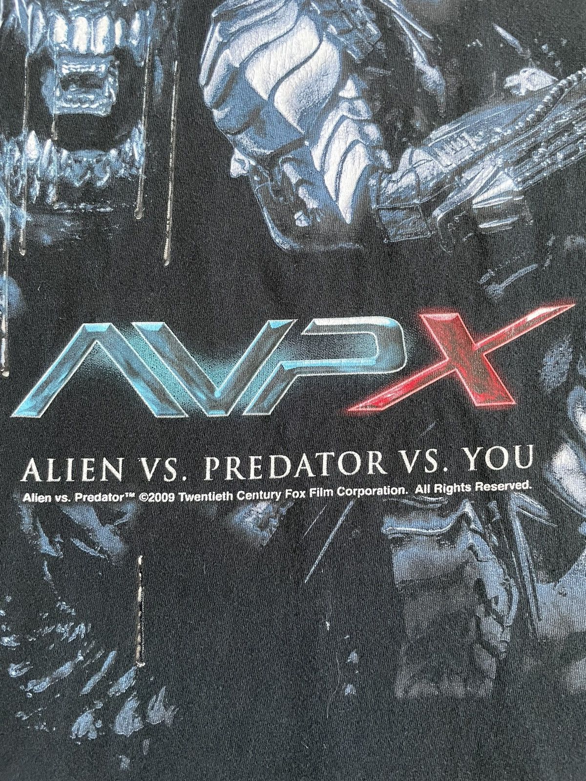 Vintage Vintage Alien vs Predator 2009 Size US M / EU 48-50 / 2 - 6 Thumbnail