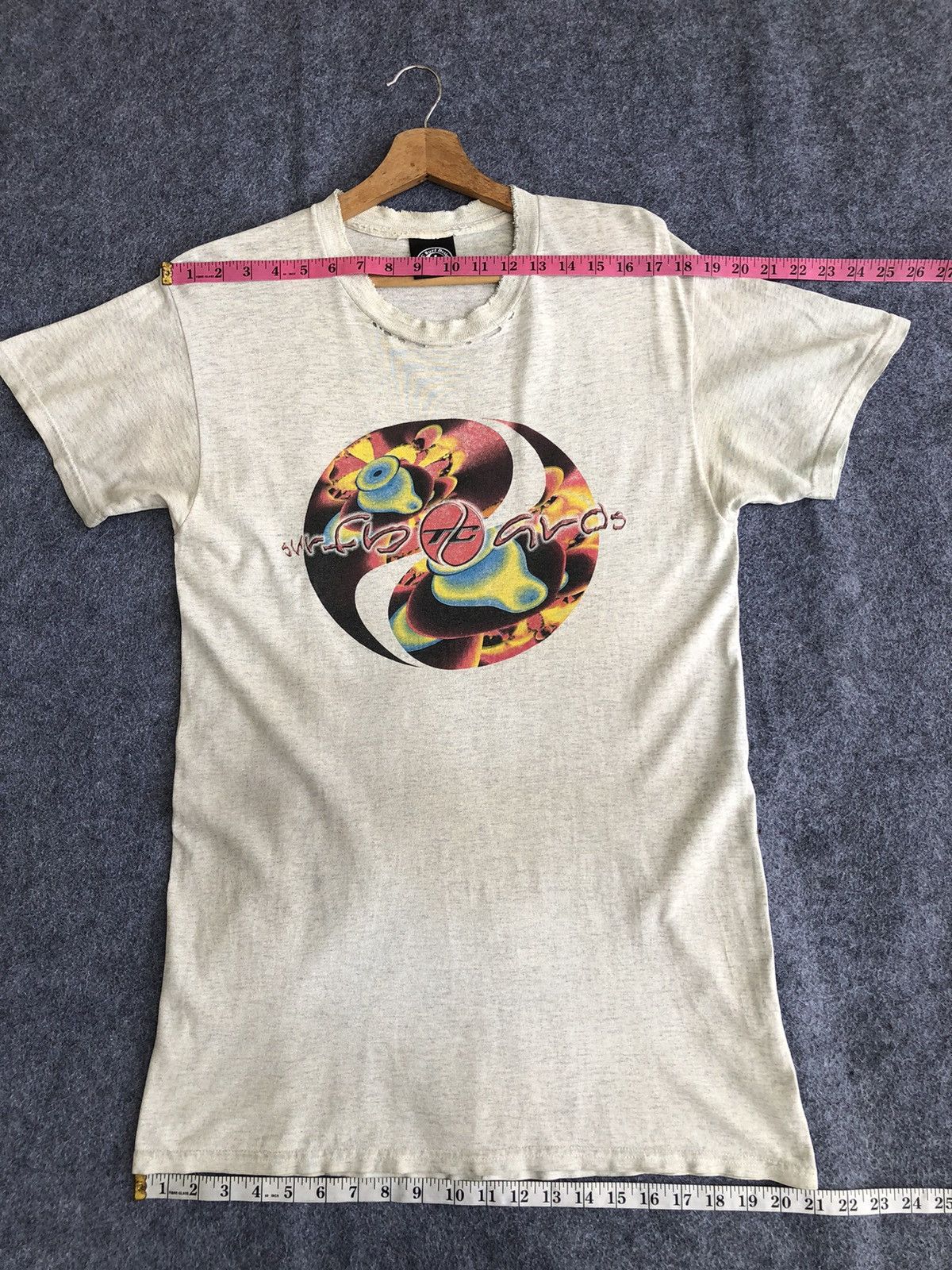 Other Last Drop🔥Very Rare🔥Vintage T&C Surfboards Thrashed Tee Size US L / EU 52-54 / 3 - 12 Thumbnail