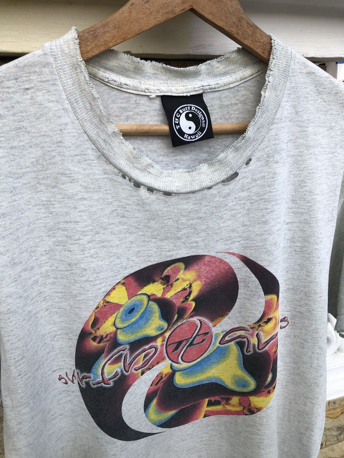 Other Last Drop🔥Very Rare🔥Vintage T&C Surfboards Thrashed Tee Size US L / EU 52-54 / 3 - 3 Thumbnail