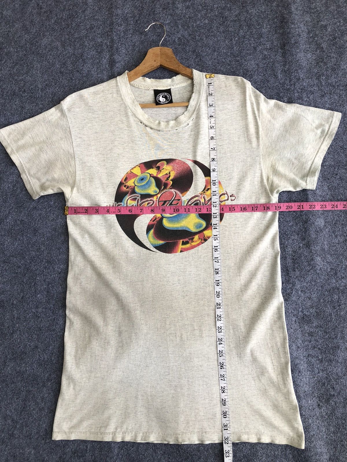 Other Last Drop🔥Very Rare🔥Vintage T&C Surfboards Thrashed Tee Size US L / EU 52-54 / 3 - 11 Thumbnail