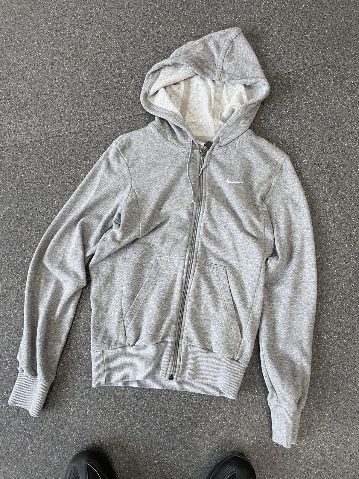 Nike × Vintage Y2K Nike Grey Hoodie Woman Size US S / EU 44-46 / 1 - 2 Thumbnail