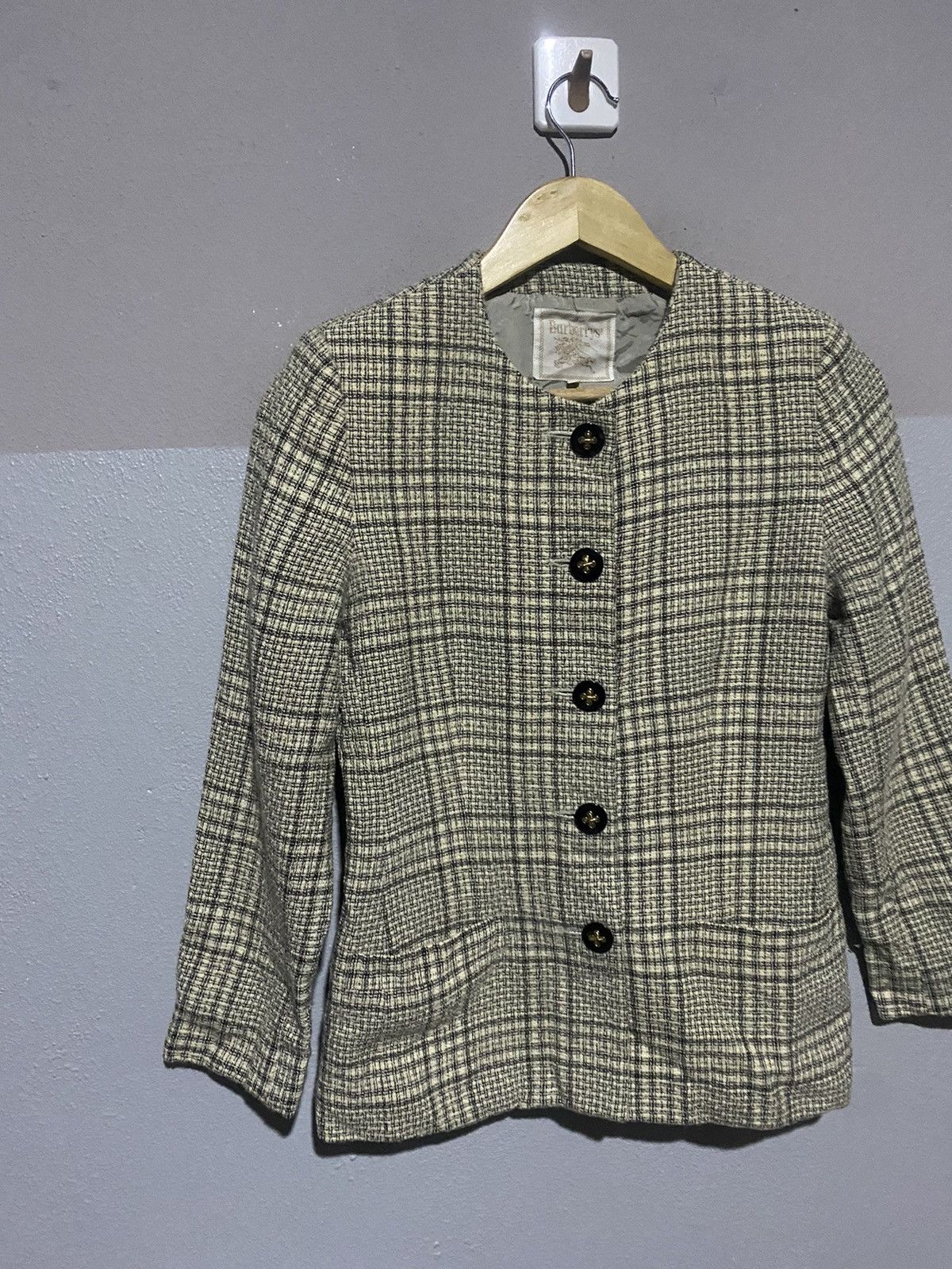 Burberry 🔥SALE🔥BURBERRY LIXURY STYLE Size S / US 4 / IT 40 - 4 Thumbnail