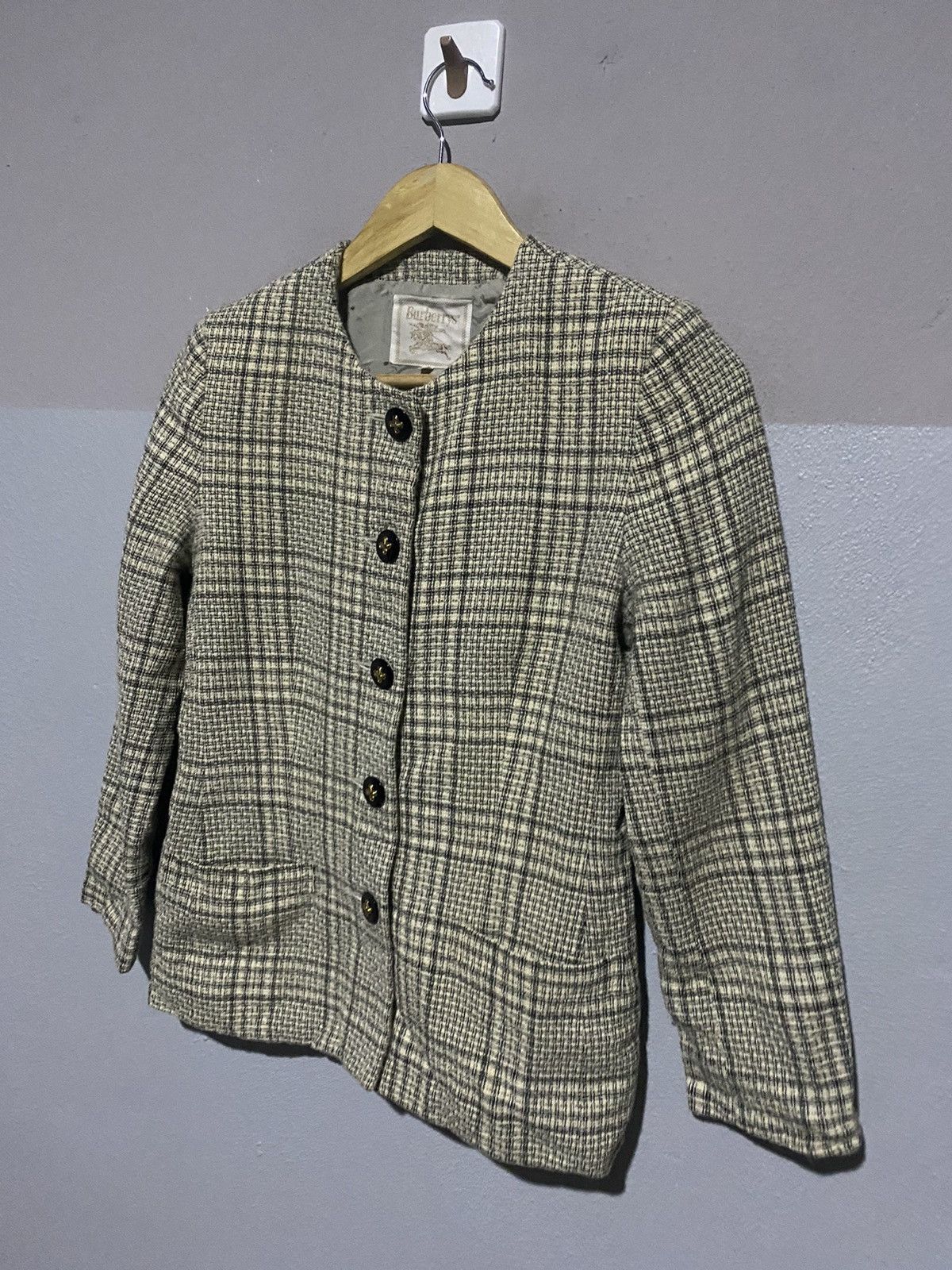 Burberry 🔥SALE🔥BURBERRY LIXURY STYLE Size S / US 4 / IT 40 - 6 Thumbnail