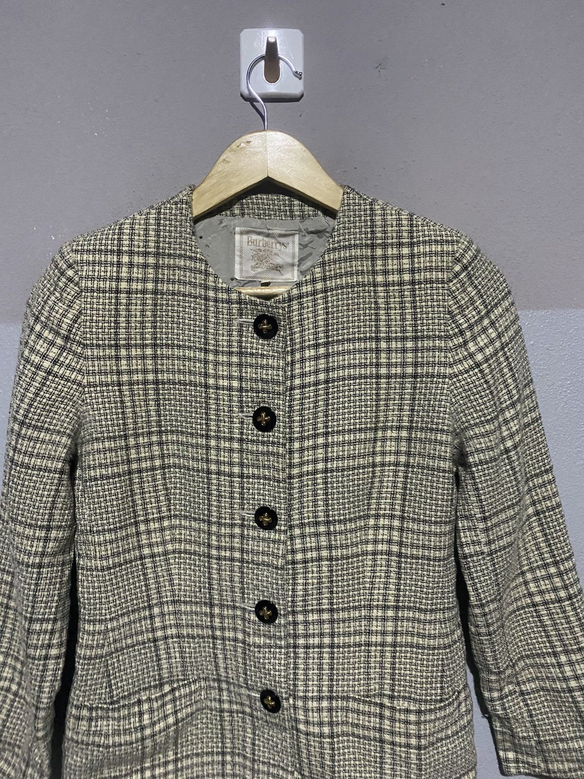 Burberry 🔥SALE🔥BURBERRY LIXURY STYLE Size S / US 4 / IT 40 - 5 Thumbnail