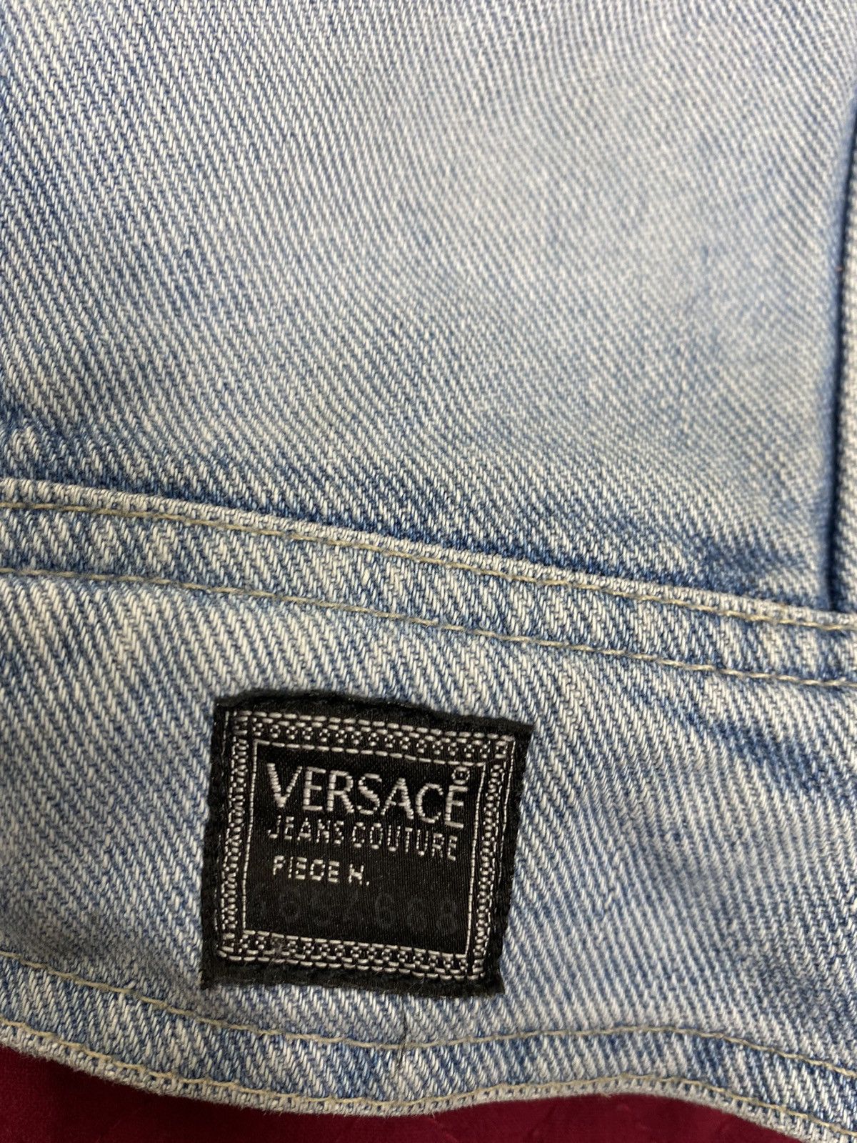 Versace Vintage Versace Jeans Couture Big Logo Denim Jacket. J069 Size US L / EU 52-54 / 3 - 8 Thumbnail