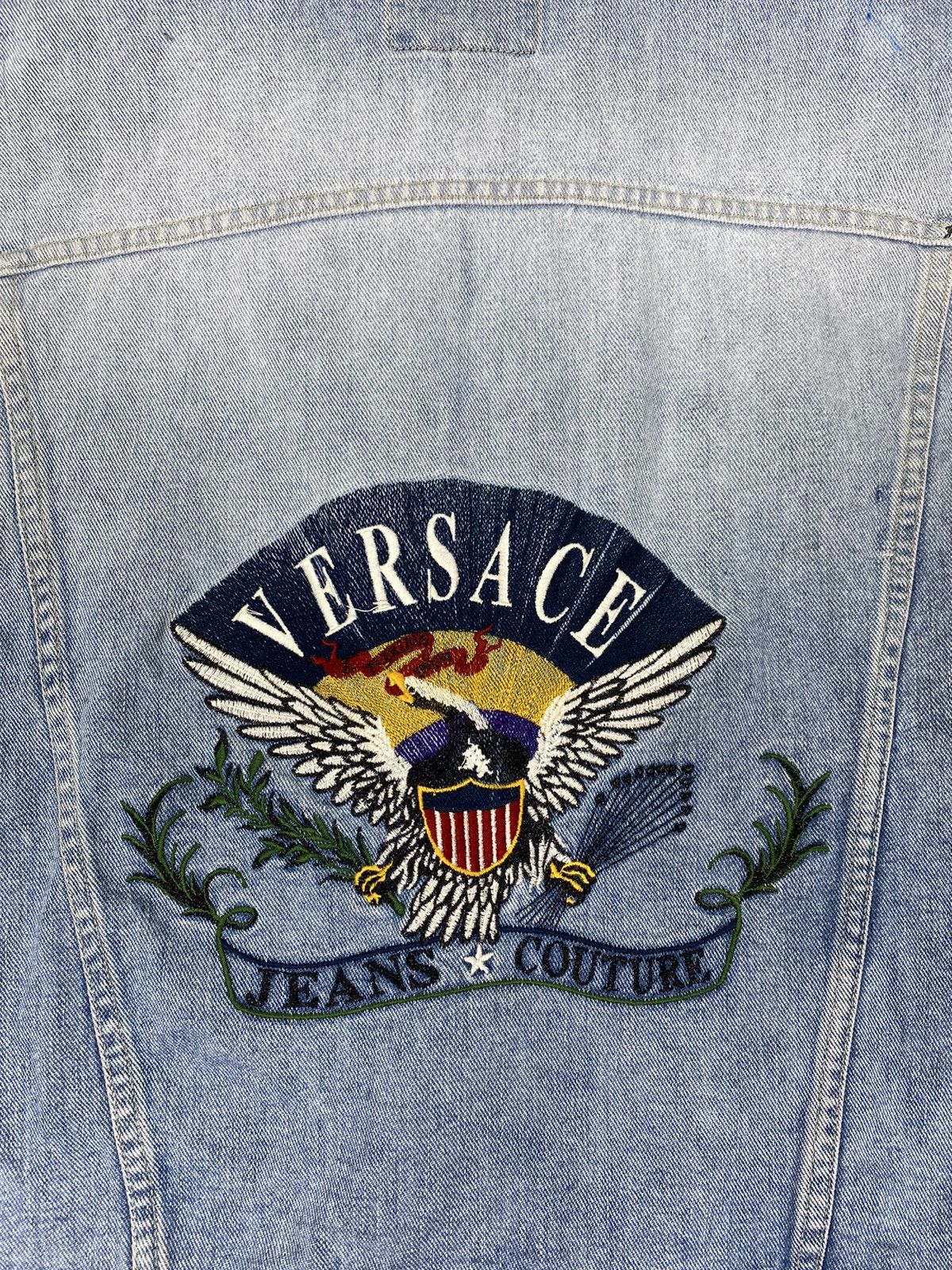 Versace Vintage Versace Jeans Couture Big Logo Denim Jacket. J069 Size US L / EU 52-54 / 3 - 11 Thumbnail