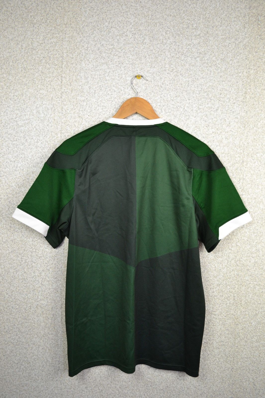 Under Armour Wales 2020 Away Rugby Union Shirt Under Armour Size M Size US M / EU 48-50 / 2 - 2 Thumbnail