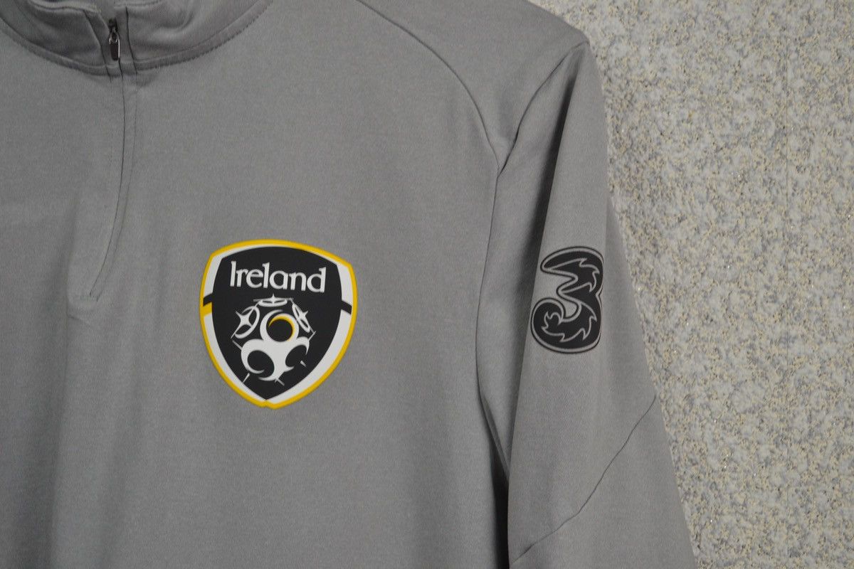 New Balance Republic Of Ireland Training Football Sweatshirt New Balance Size US M / EU 48-50 / 2 - 5 Thumbnail