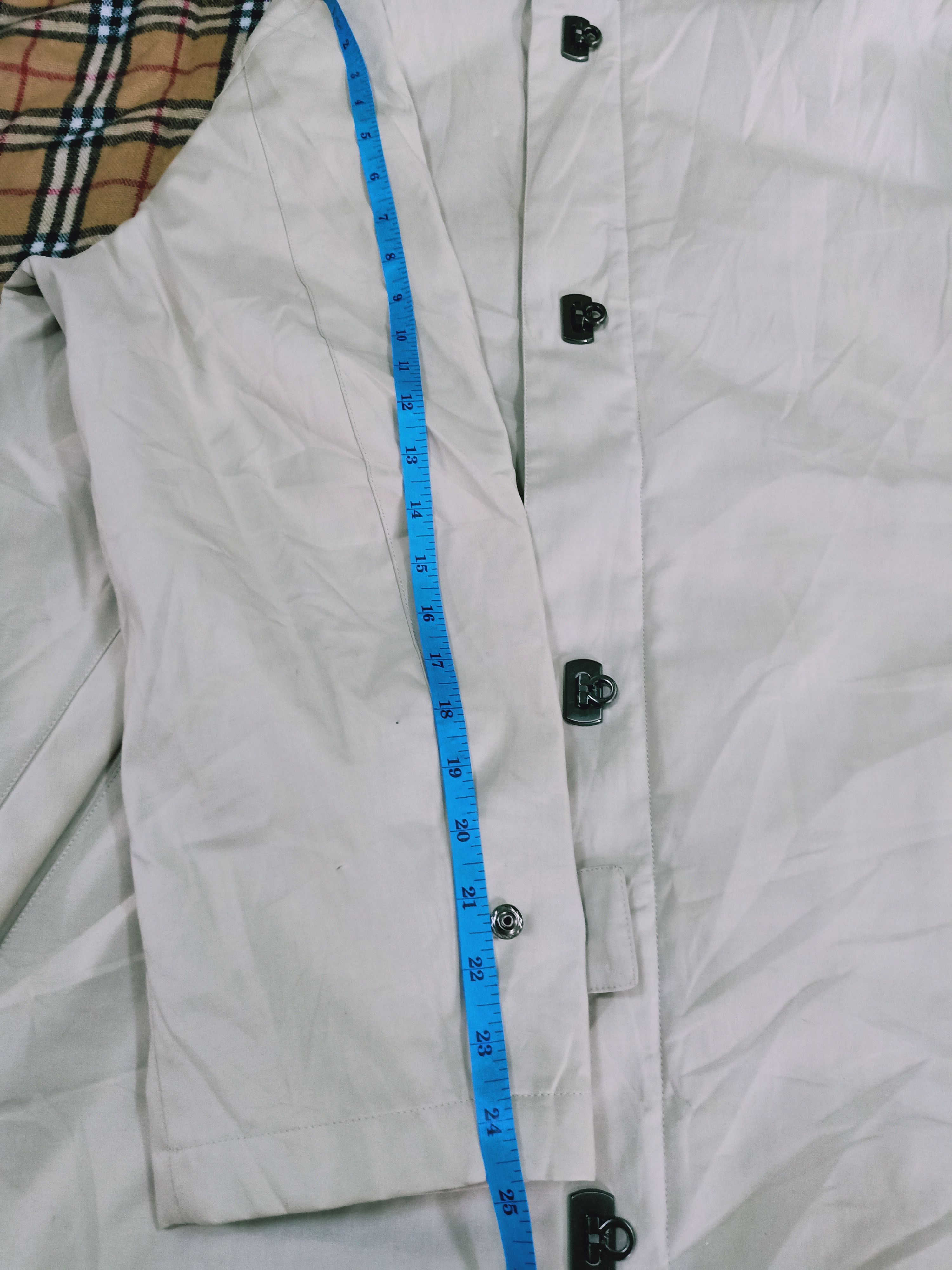Salvatore Ferragamo Salvatore Ferragamo Gancini Button Trench coat made in Italy Size US L / EU 52-54 / 3 - 13 Thumbnail