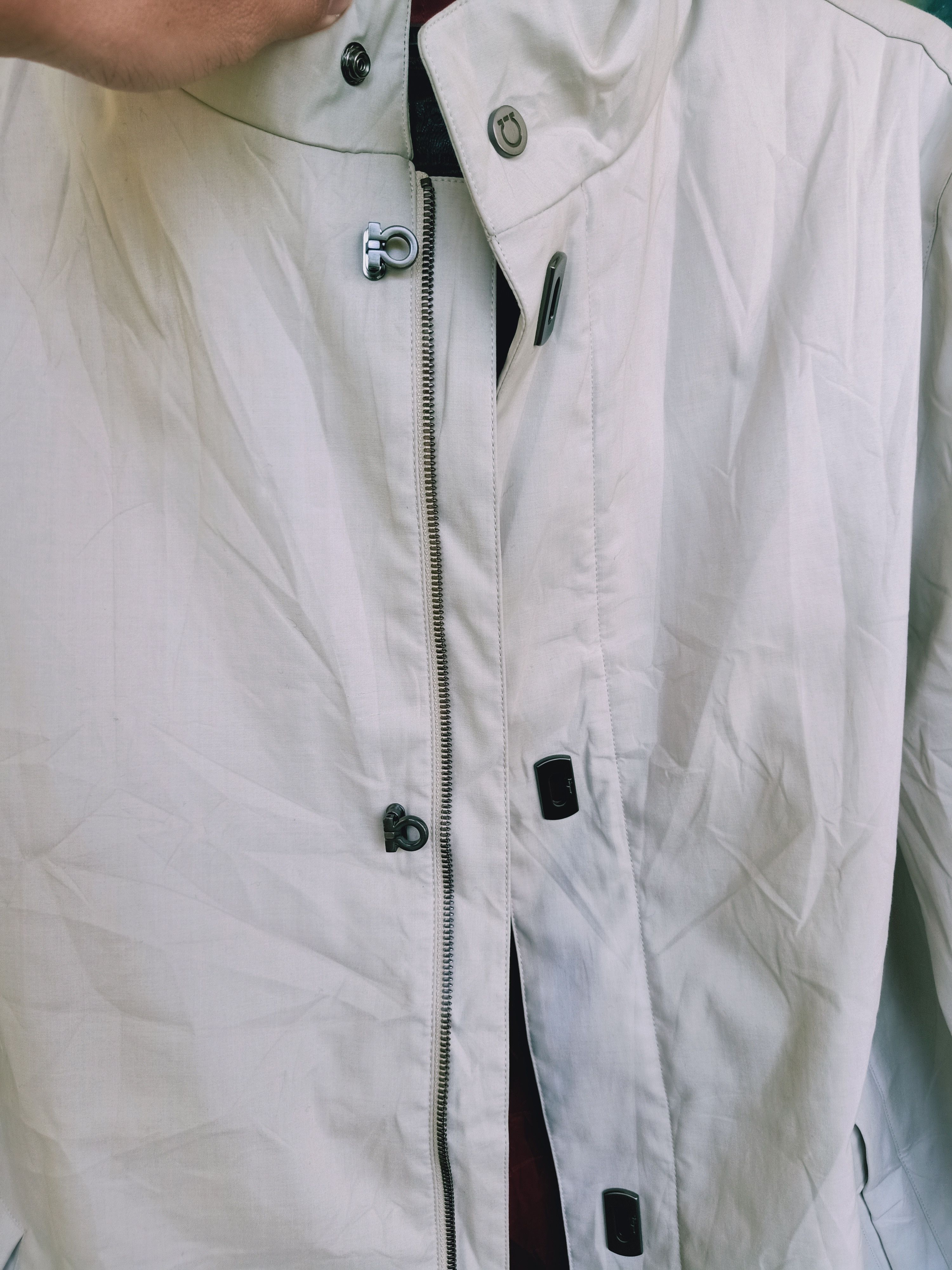 Salvatore Ferragamo Salvatore Ferragamo Gancini Button Trench coat made in Italy Size US L / EU 52-54 / 3 - 7 Thumbnail