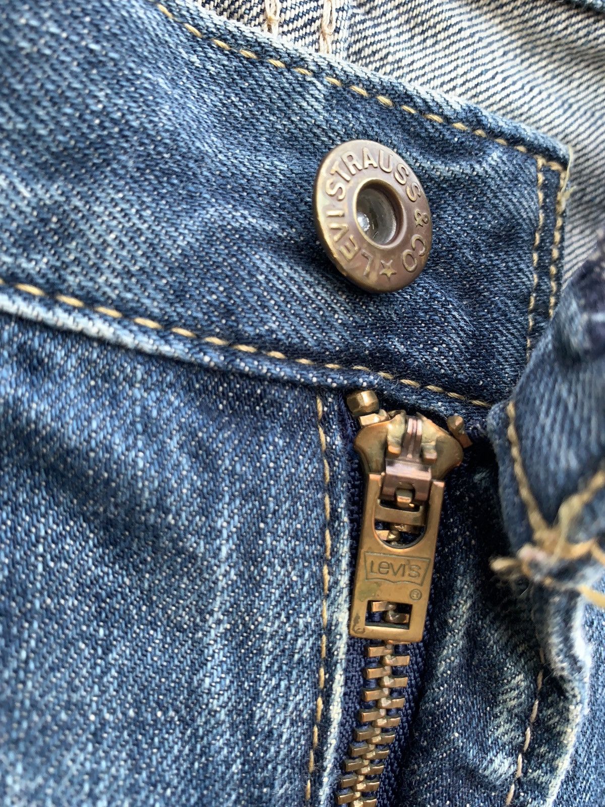 Levi's Vintage 90s Levis 503 Distressed Denim Japan Size US 34 / EU 50 - 11 Thumbnail