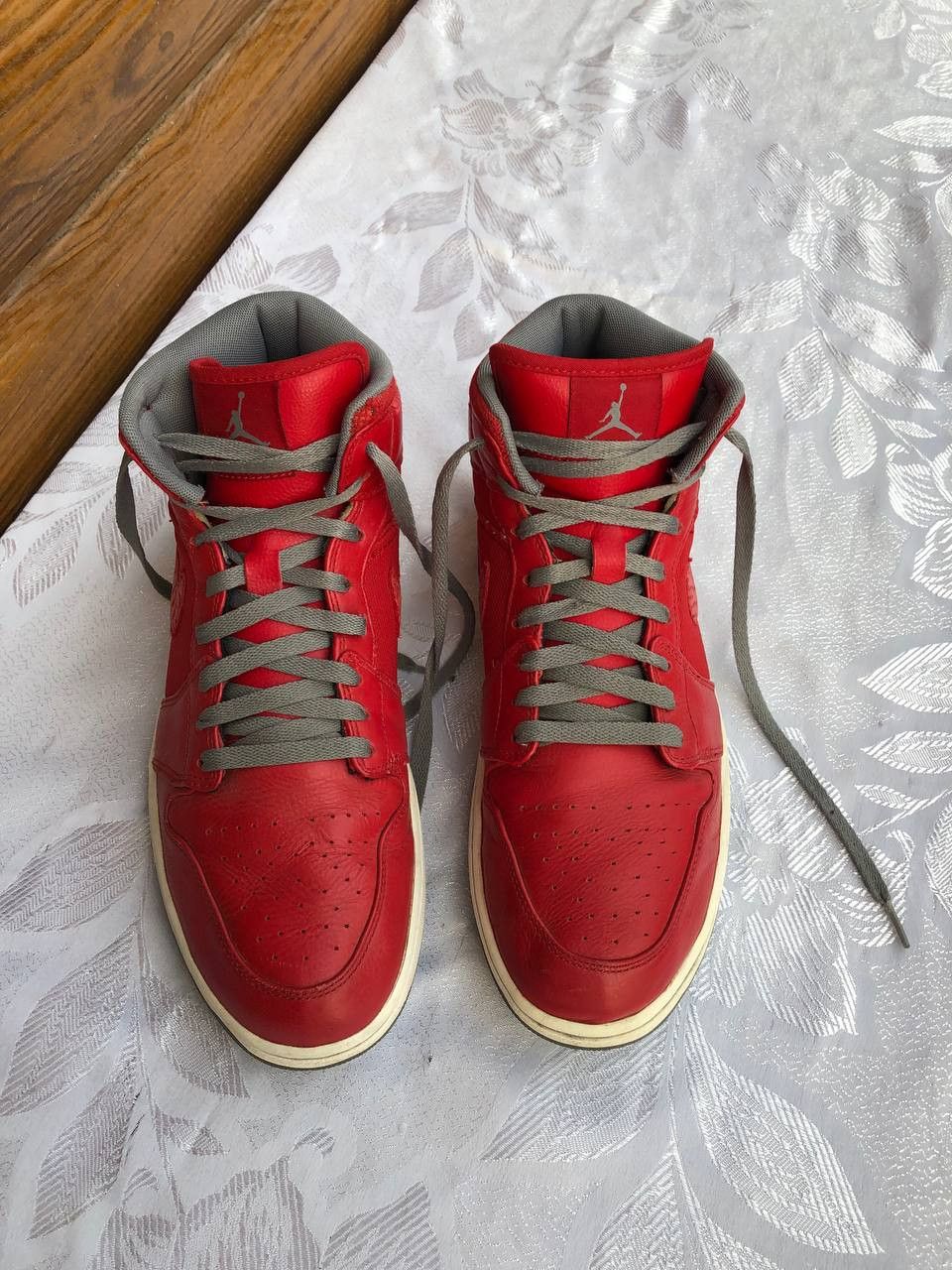 Jordan Brand Nike Air Jordan Size US 11.5 / EU 44-45 - 2 Thumbnail