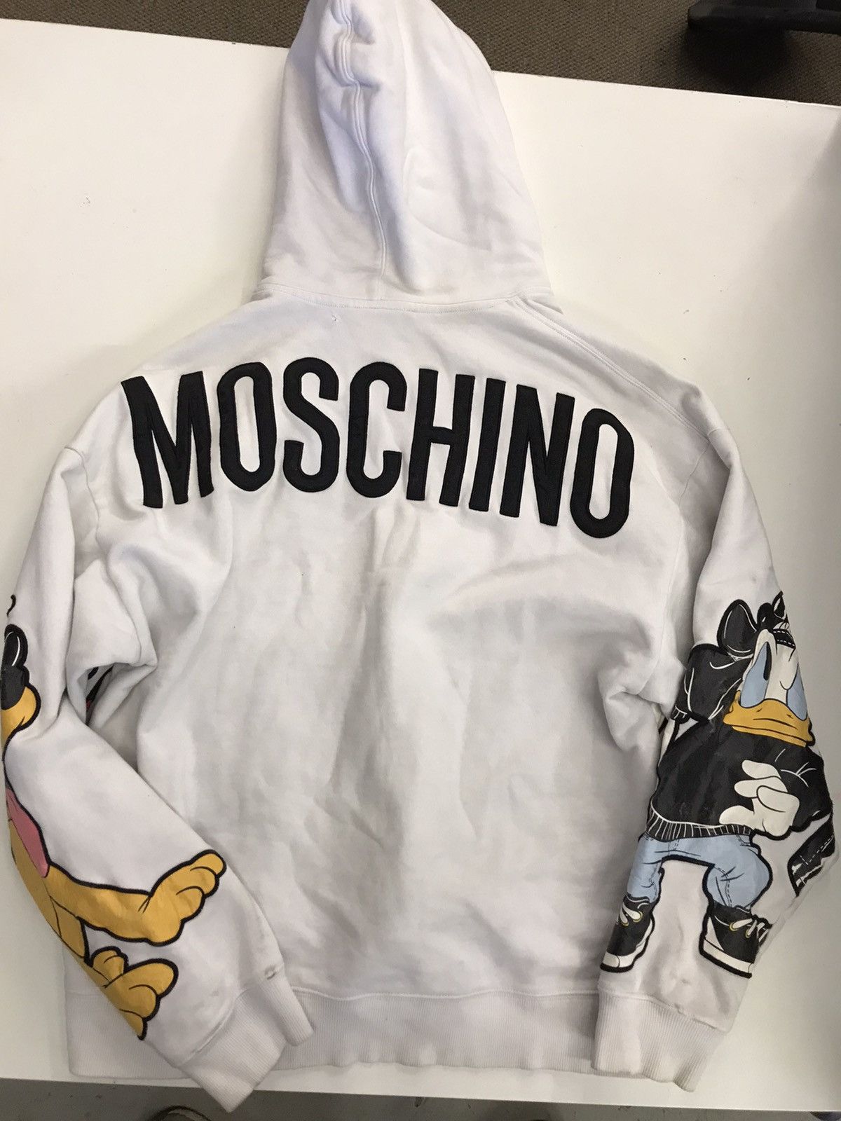 H&m moschino canada best sale