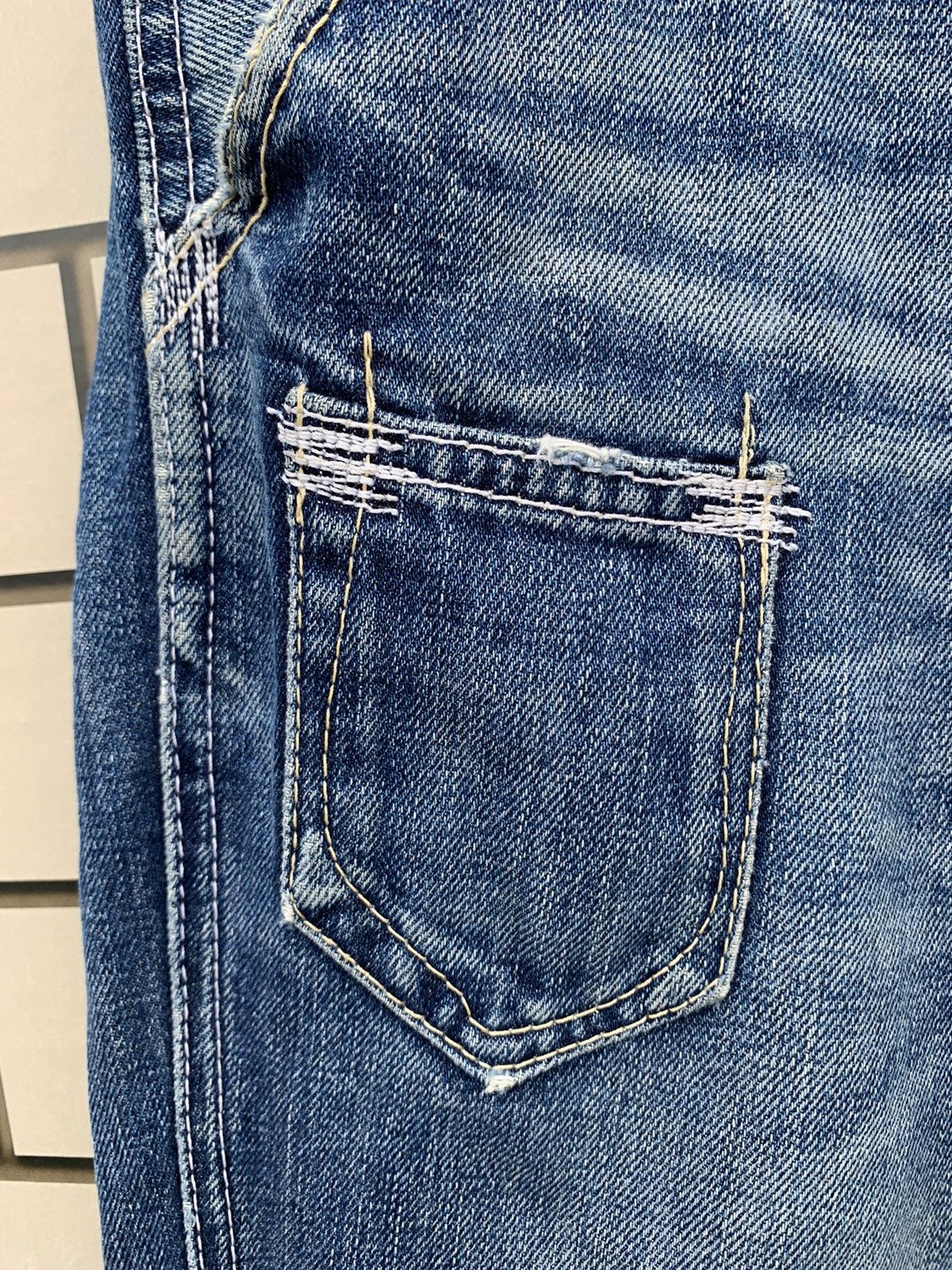Levi's × Vintage Vintage Levis Lot 502 Distressed Denim Yellow Tag Size US 34 / EU 50 - 9 Thumbnail