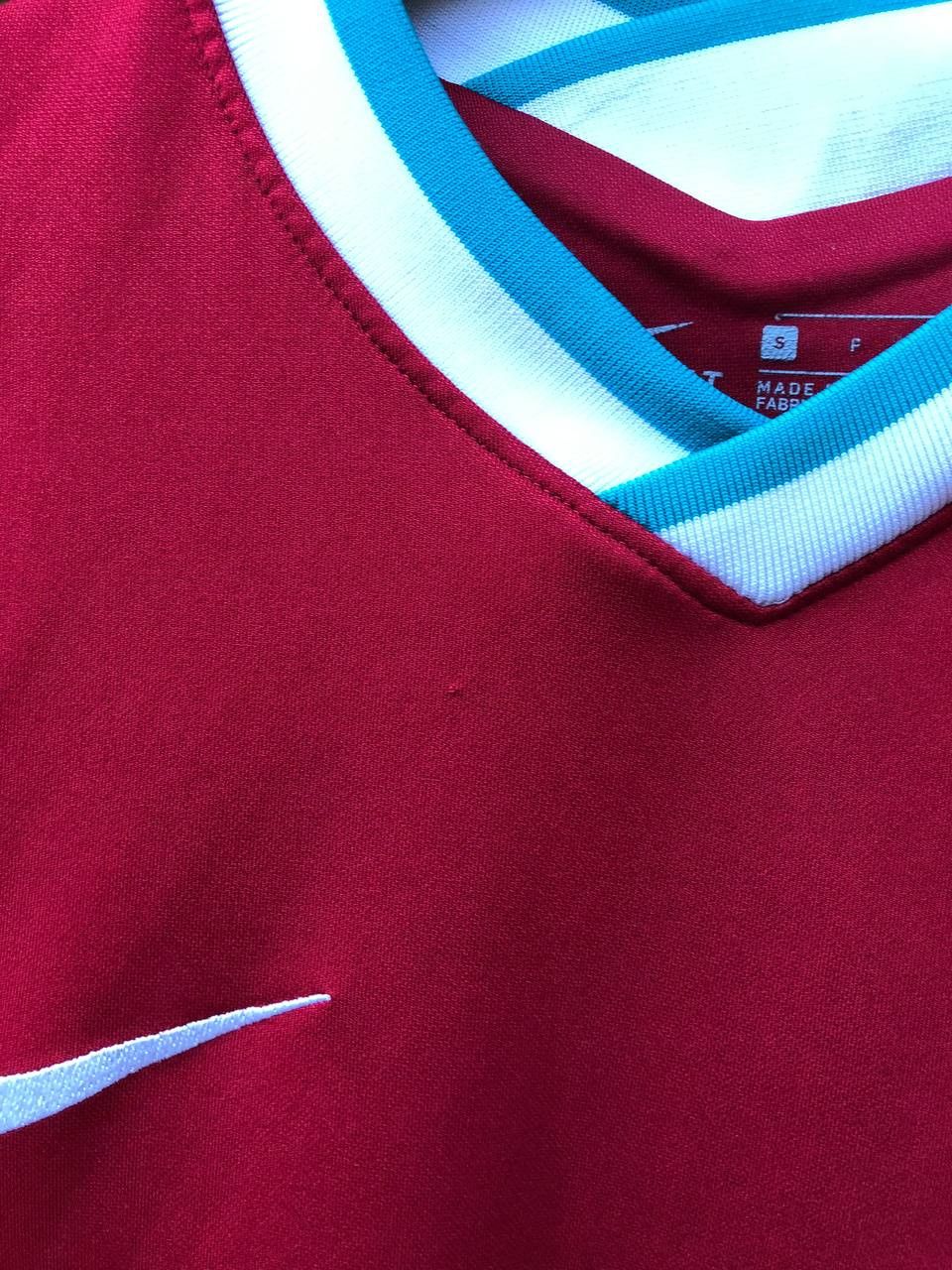 Nike LIVERPOOL ENGLAND NIKE HOME FOOTBALL SHIRT JERSEY Size US S / EU 44-46 / 1 - 6 Thumbnail