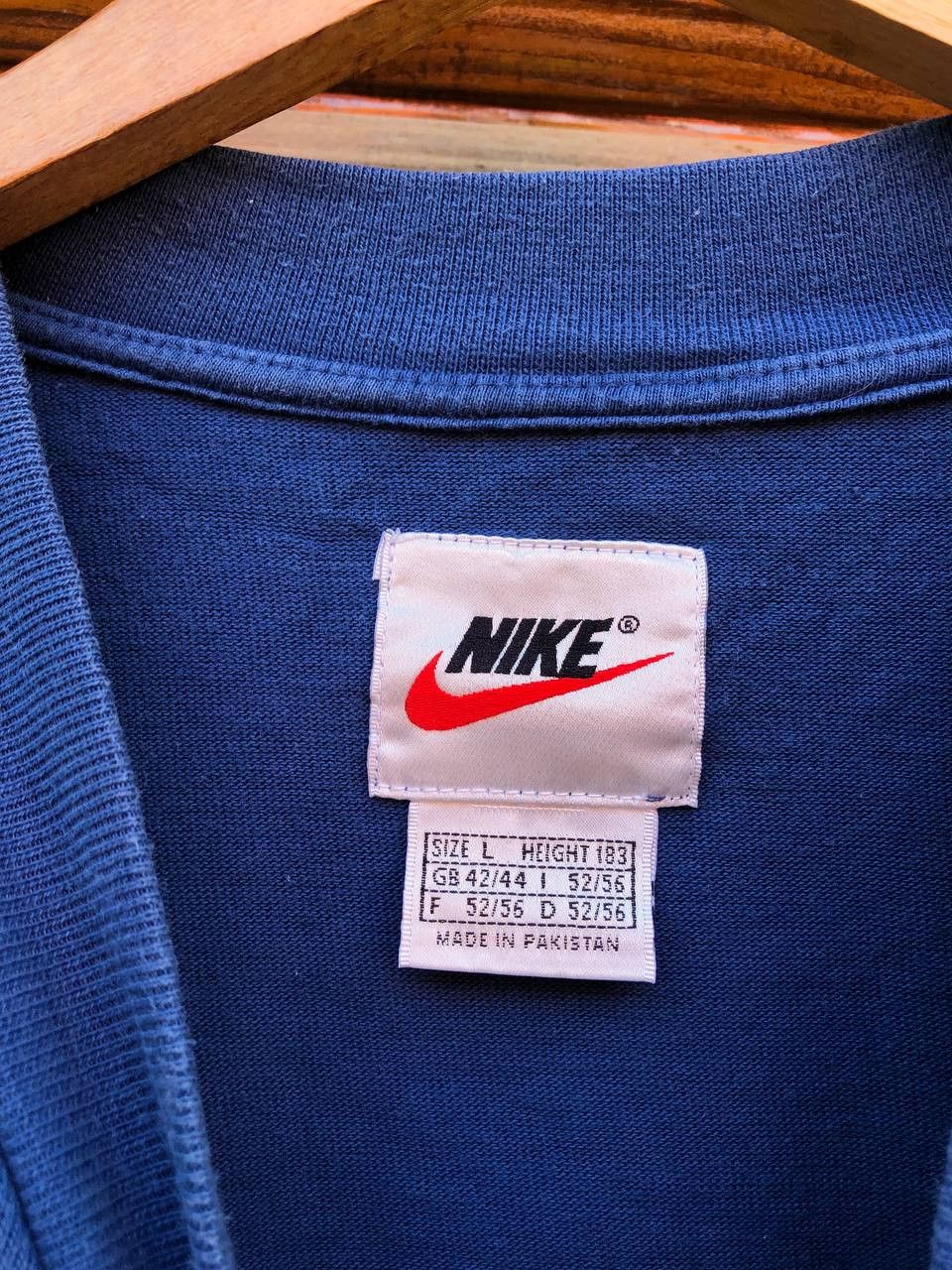 Vintage Vintage Nike Sweatshirt Size US L / EU 52-54 / 3 - 5 Thumbnail