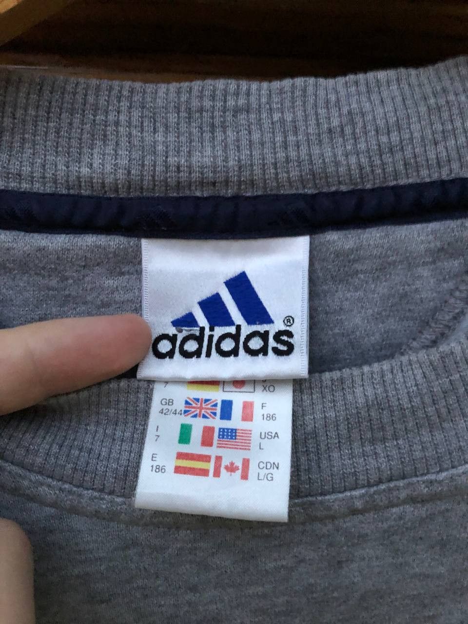 Vintage VINTAGE ADIDAS SWEATER 90s Size US L / EU 52-54 / 3 - 5 Thumbnail