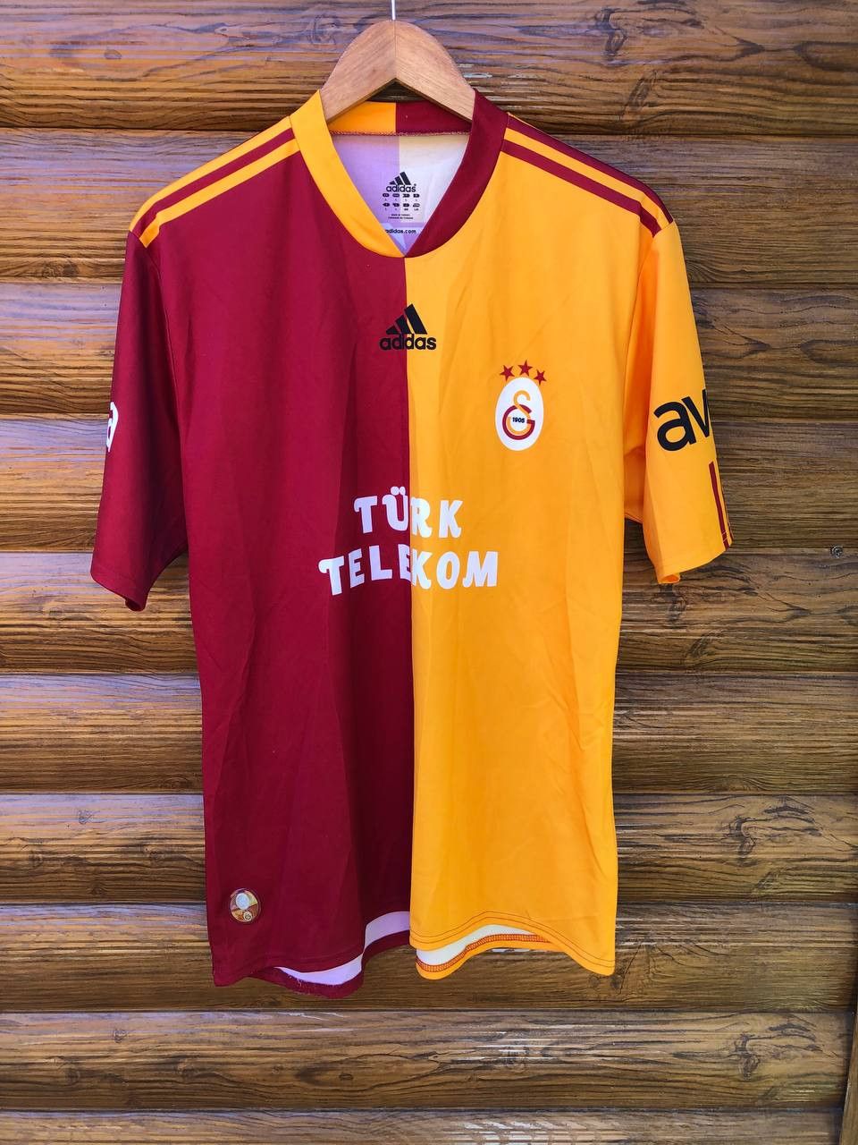 Adidas × Vintage GALATASARAY 2010 HOME FOOTBALL SHIRT SOCCER JERSEY ADIDAS Size US L / EU 52-54 / 3 - 1 Thumbnail
