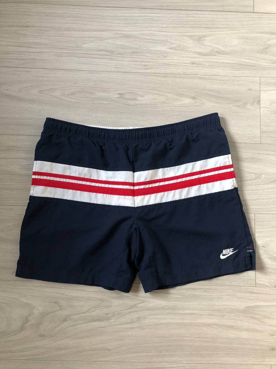 Vintage Vintage Nike Shorts Size US 36 / EU 52 - 1 Thumbnail