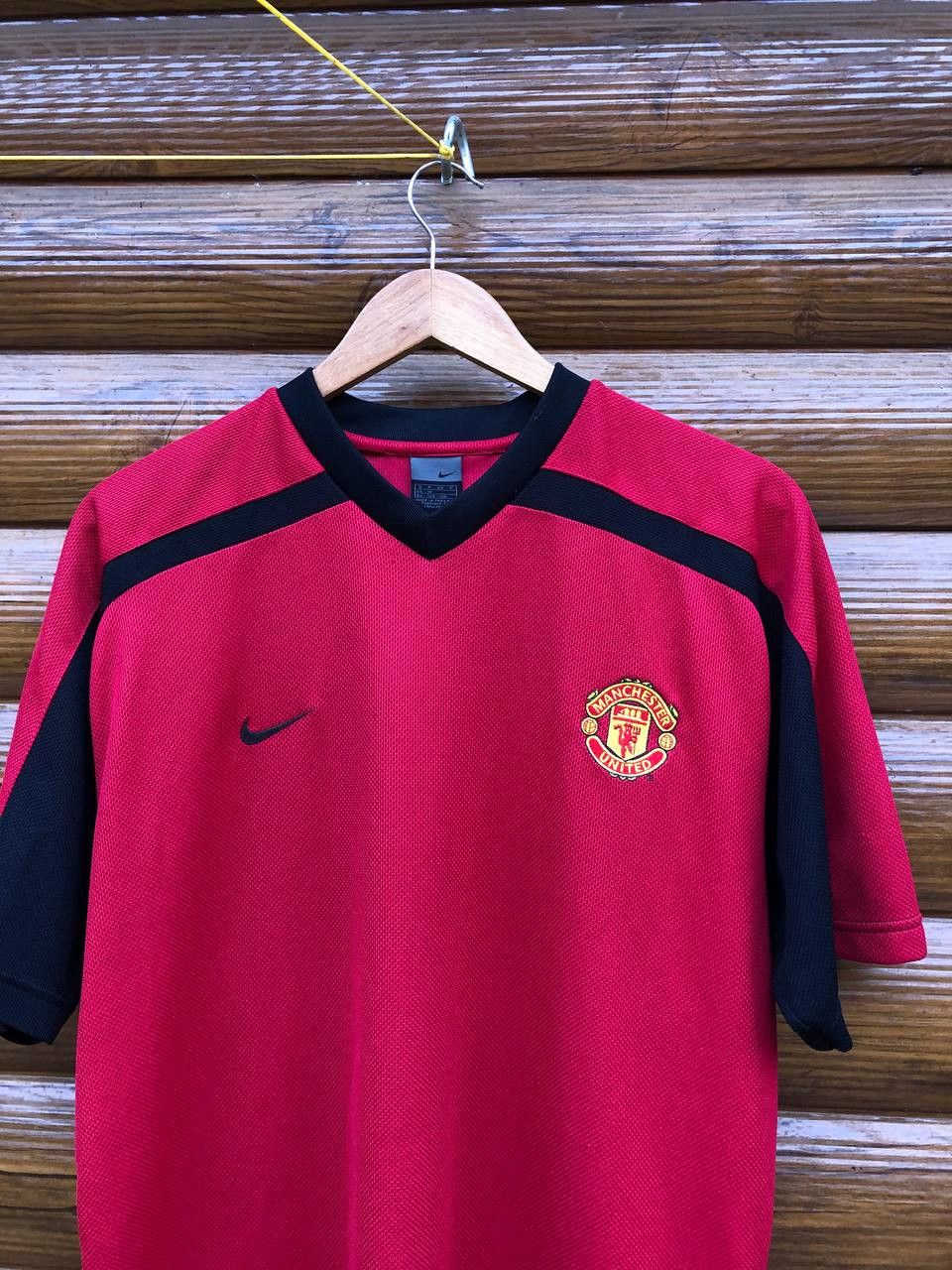 Nike Nike Manchester United football shirt, soccer jersey Size US S / EU 44-46 / 1 - 2 Thumbnail