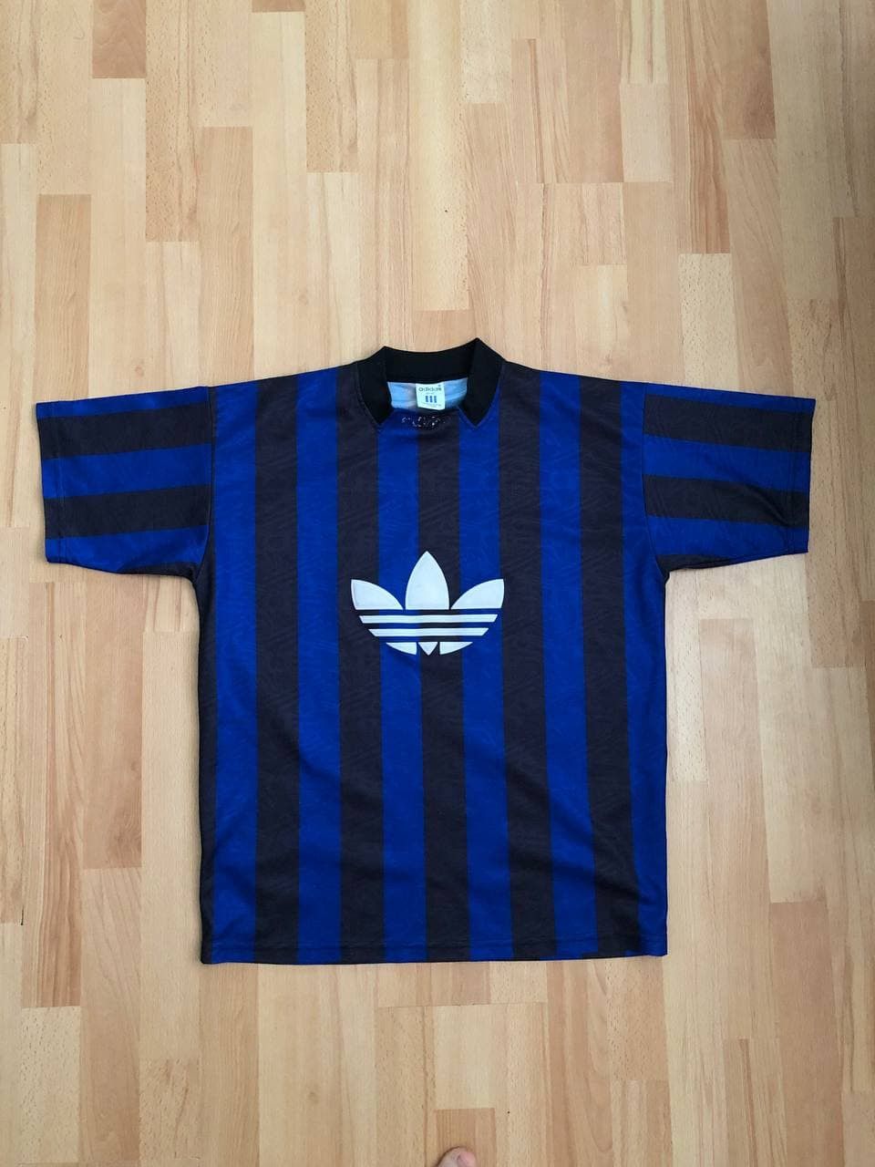 Vintage Rare Vintage Adidas Big Logo T-shirt Size US L / EU 52-54 / 3 - 1 Thumbnail