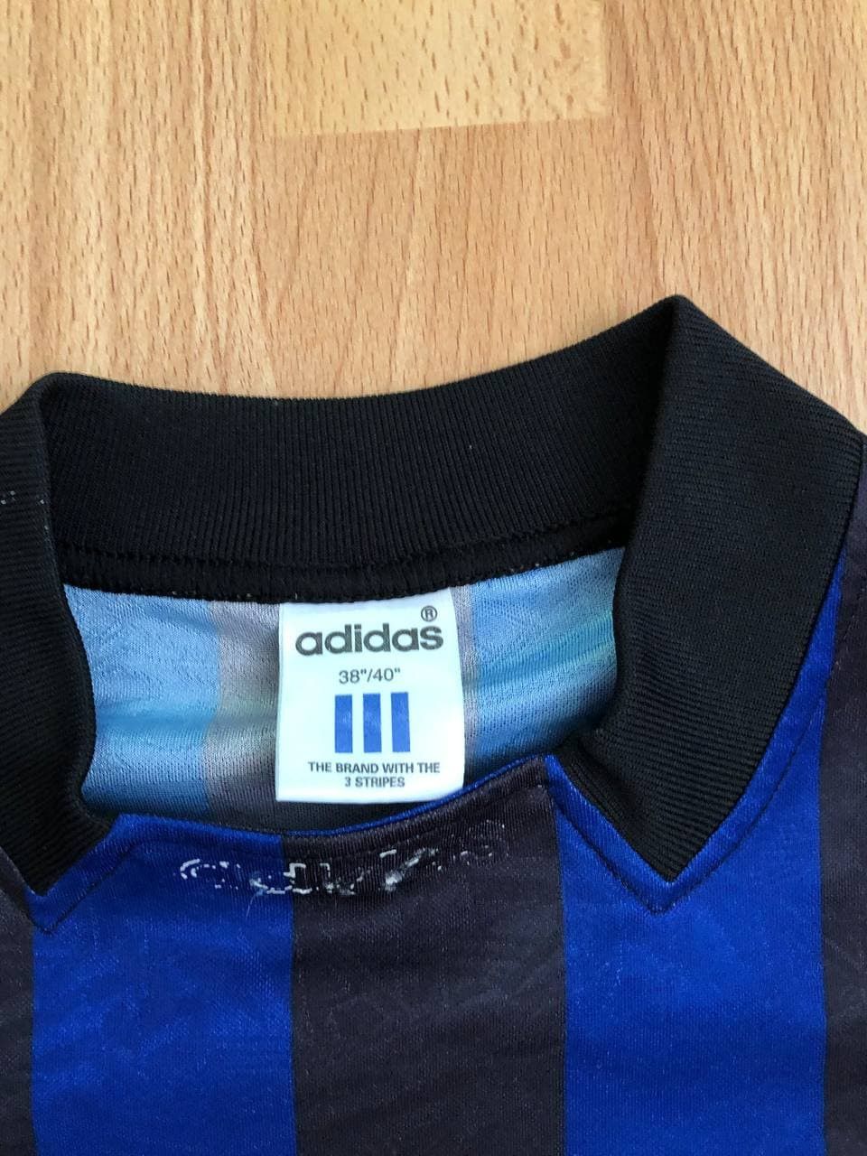 Vintage Rare Vintage Adidas Big Logo T-shirt Size US L / EU 52-54 / 3 - 7 Thumbnail