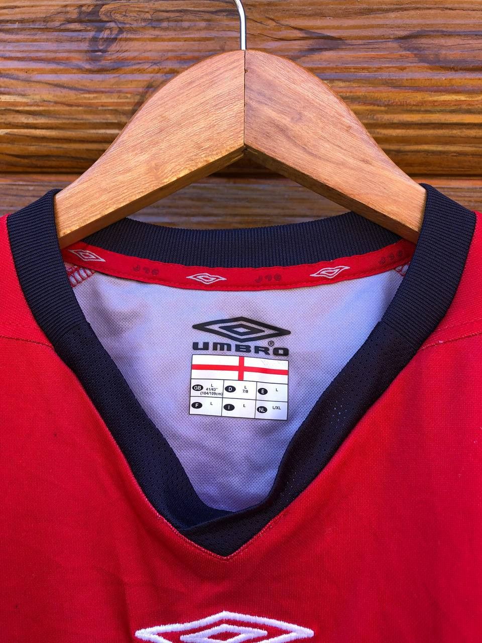 Umbro ENGLAND HOME FOOTBALL SHIRT SOCCER JERSEY UMBRO Size US L / EU 52-54 / 3 - 9 Thumbnail