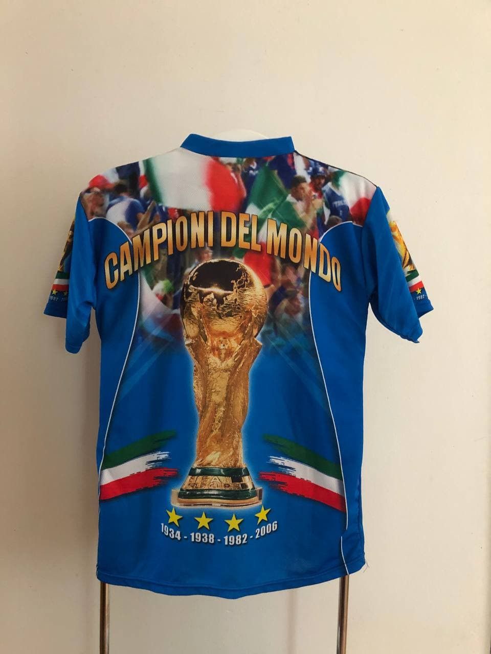 Vintage Vintage Italy World Cup Champion T-Shirt Size US M / EU 48-50 / 2 - 4 Thumbnail