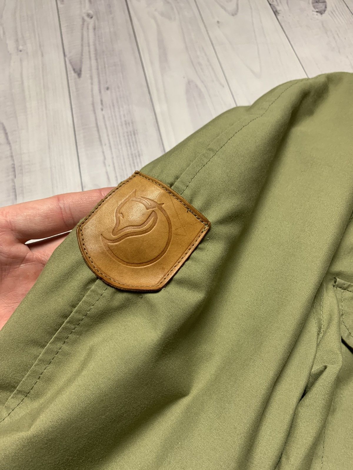 Fjallraven Vintage Down jacket Fjall raven parka logo rare size M Size US M / EU 48-50 / 2 - 4 Thumbnail