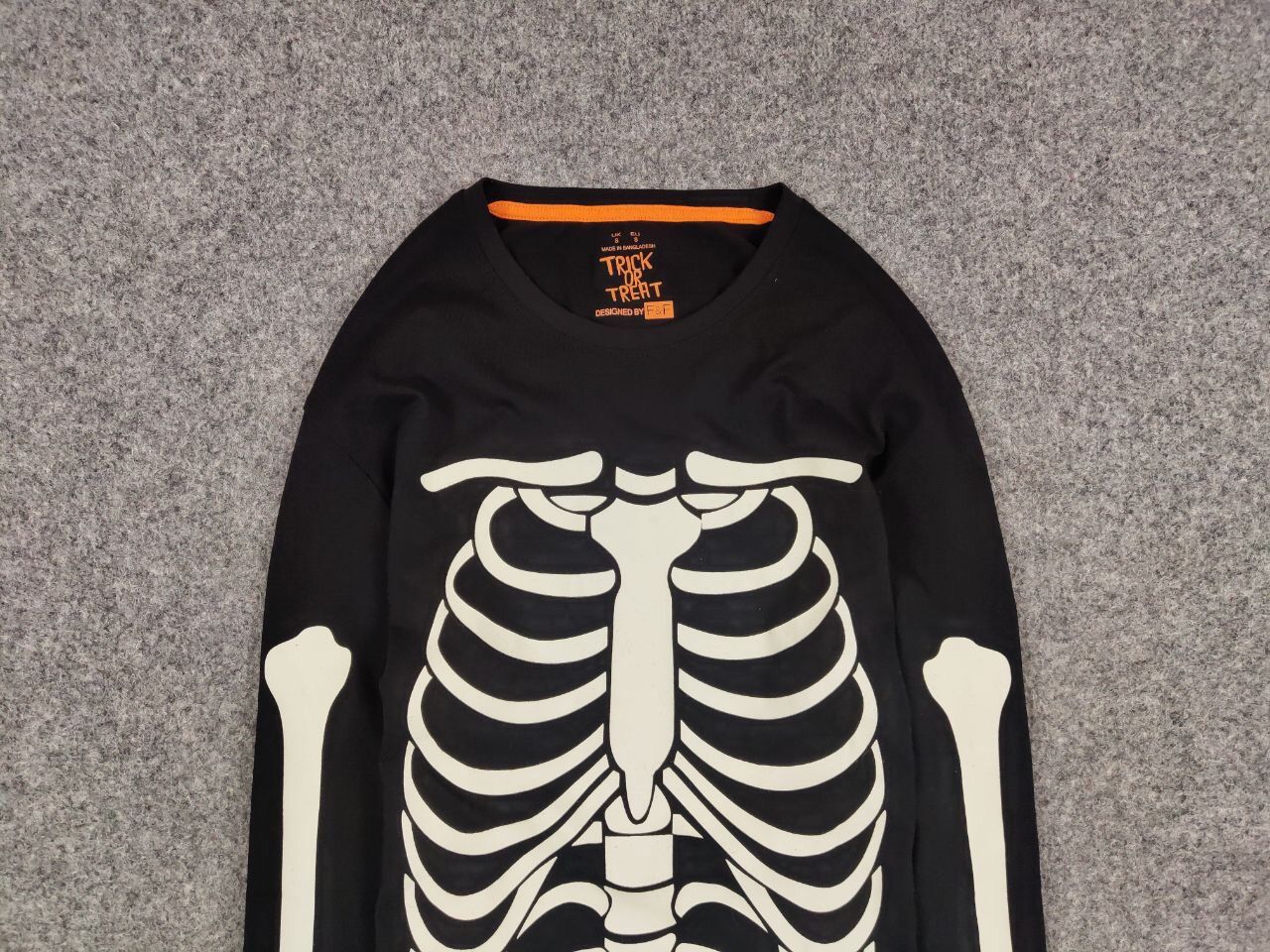 Japanese Brand Vintage Skeleton Phosphoric Print Long Sleeve sweatshirt Size US S / EU 44-46 / 1 - 8 Thumbnail