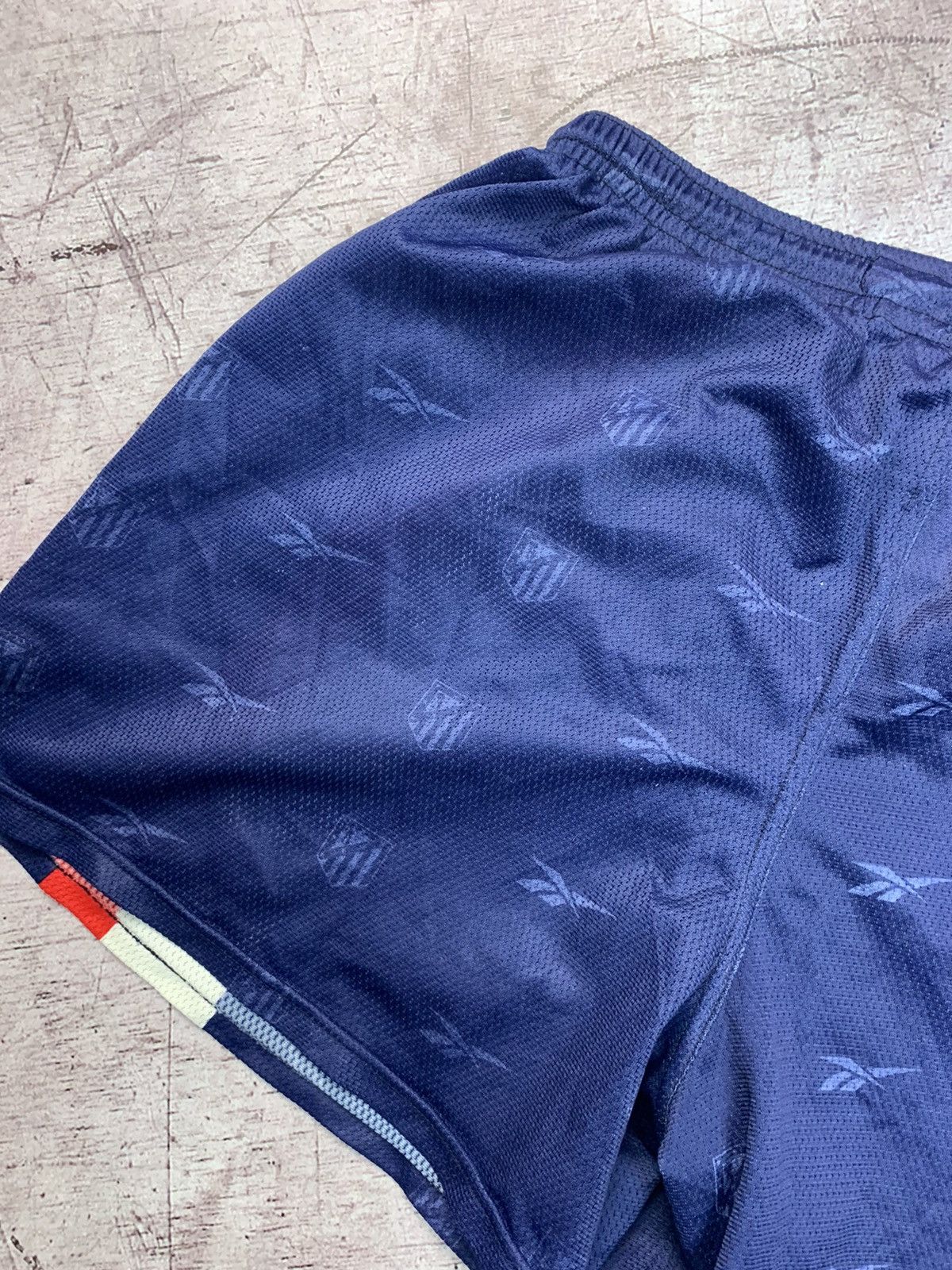 Reebok Vintage Reebok Atletico Madrid 1999 Shorts Size US 34 / EU 50 - 9 Thumbnail