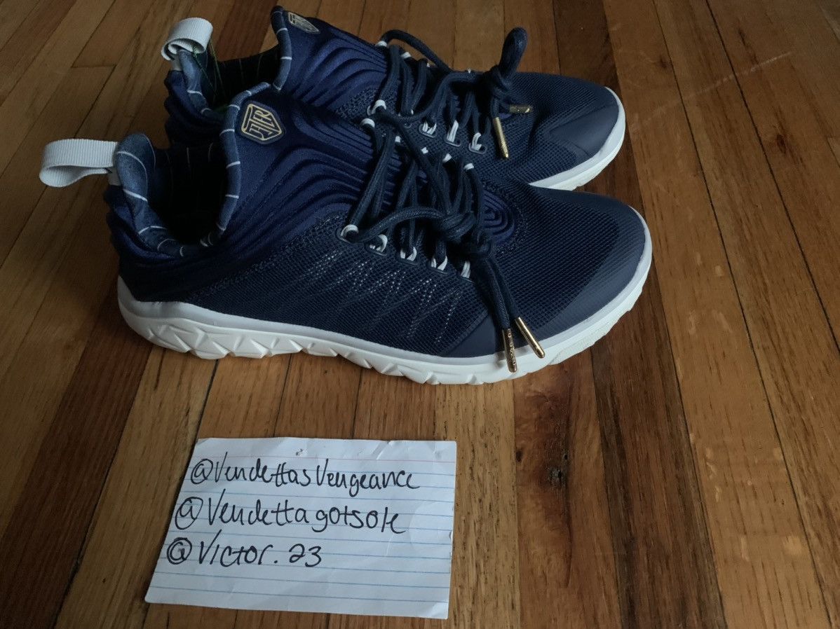 Jordan Brand Jordan Flight Flex Derek Jeter Yankees Pinstripe US8 Size US 8 / EU 41 - 2 Thumbnail