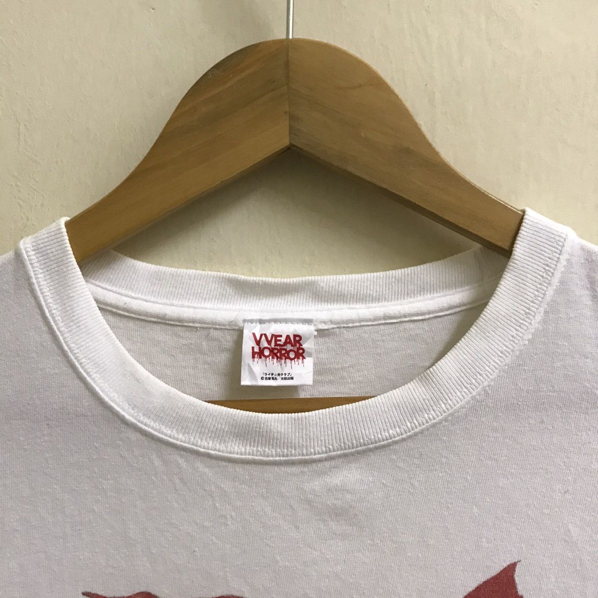 Japanese Brand Vvear Horror tshirt Size US L / EU 52-54 / 3 - 4 Thumbnail