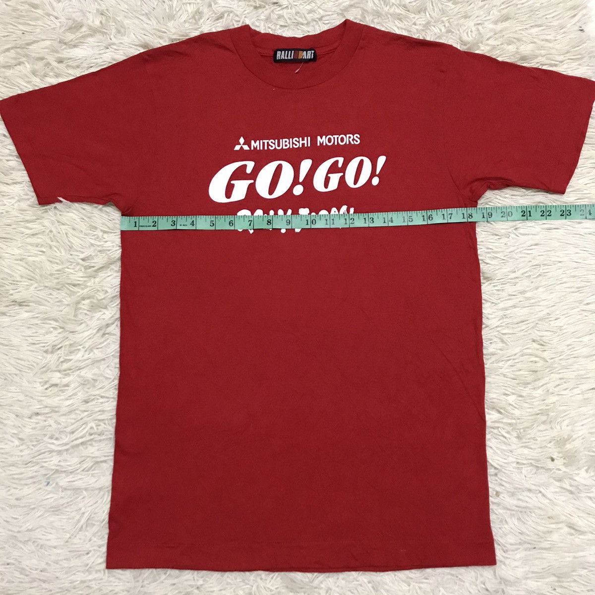 Gear for Sports Vintage Mitsubishi Rally motorsport tshirt Size US S / EU 44-46 / 1 - 8 Thumbnail