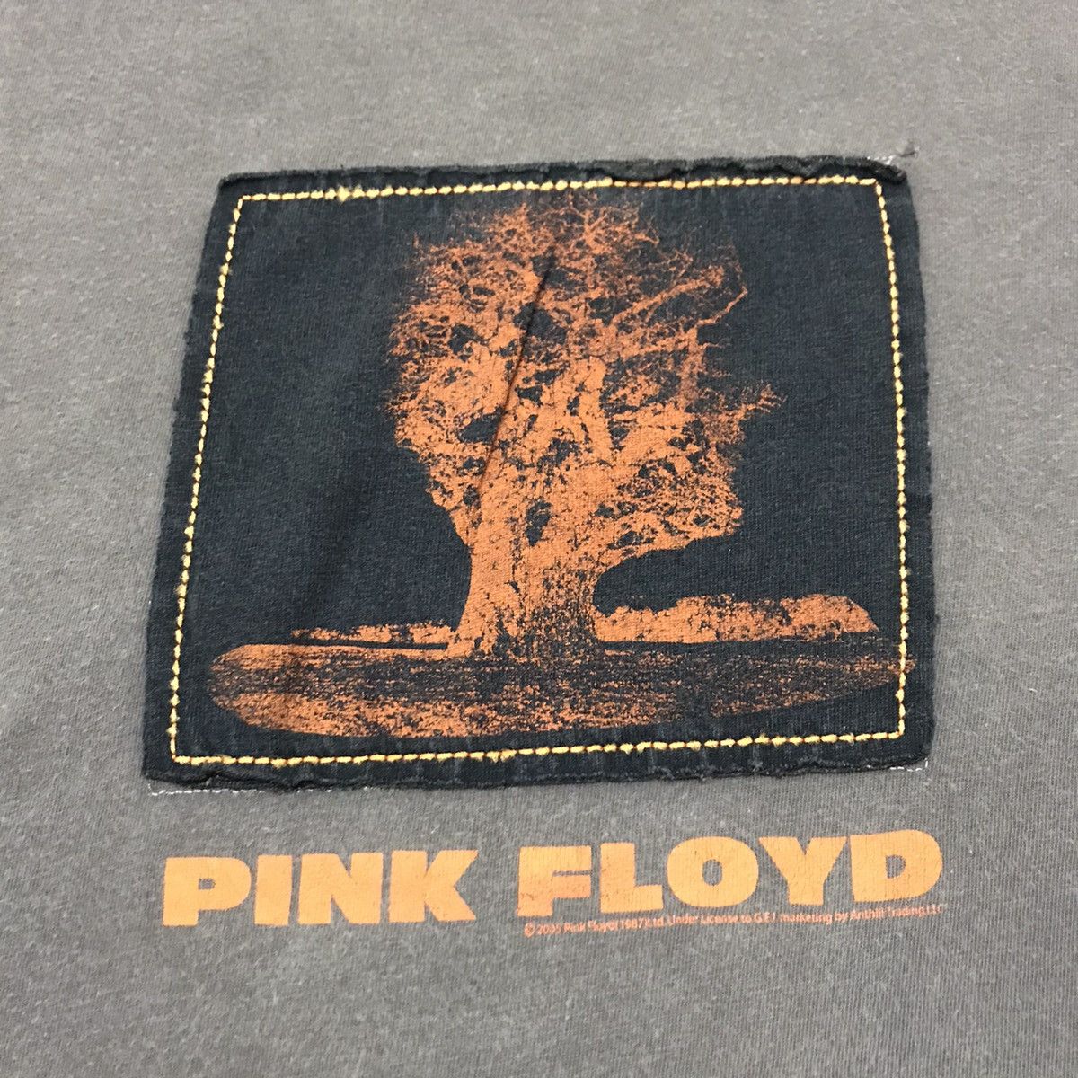 Band Tees 2005 vintage Pink floyd band tshirt Size US M / EU 48-50 / 2 - 9 Thumbnail