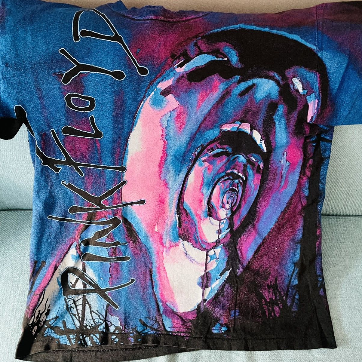 Pink Floyd × Vintage Vintage Pink Floyd The Wall All Over Print T-Shirt Size US L / EU 52-54 / 3 - 3 Thumbnail