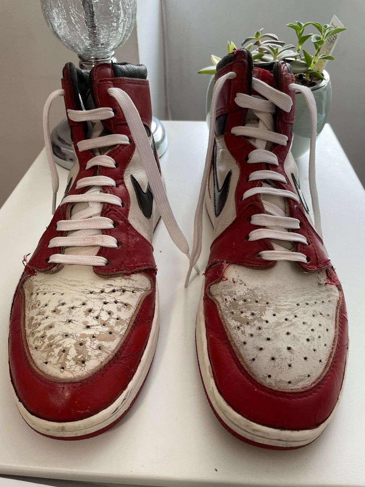 Jordan Brand × Nike × Vintage 1985 Air Jordan 1 Chicago Size US 10 / EU 43 - 4 Thumbnail
