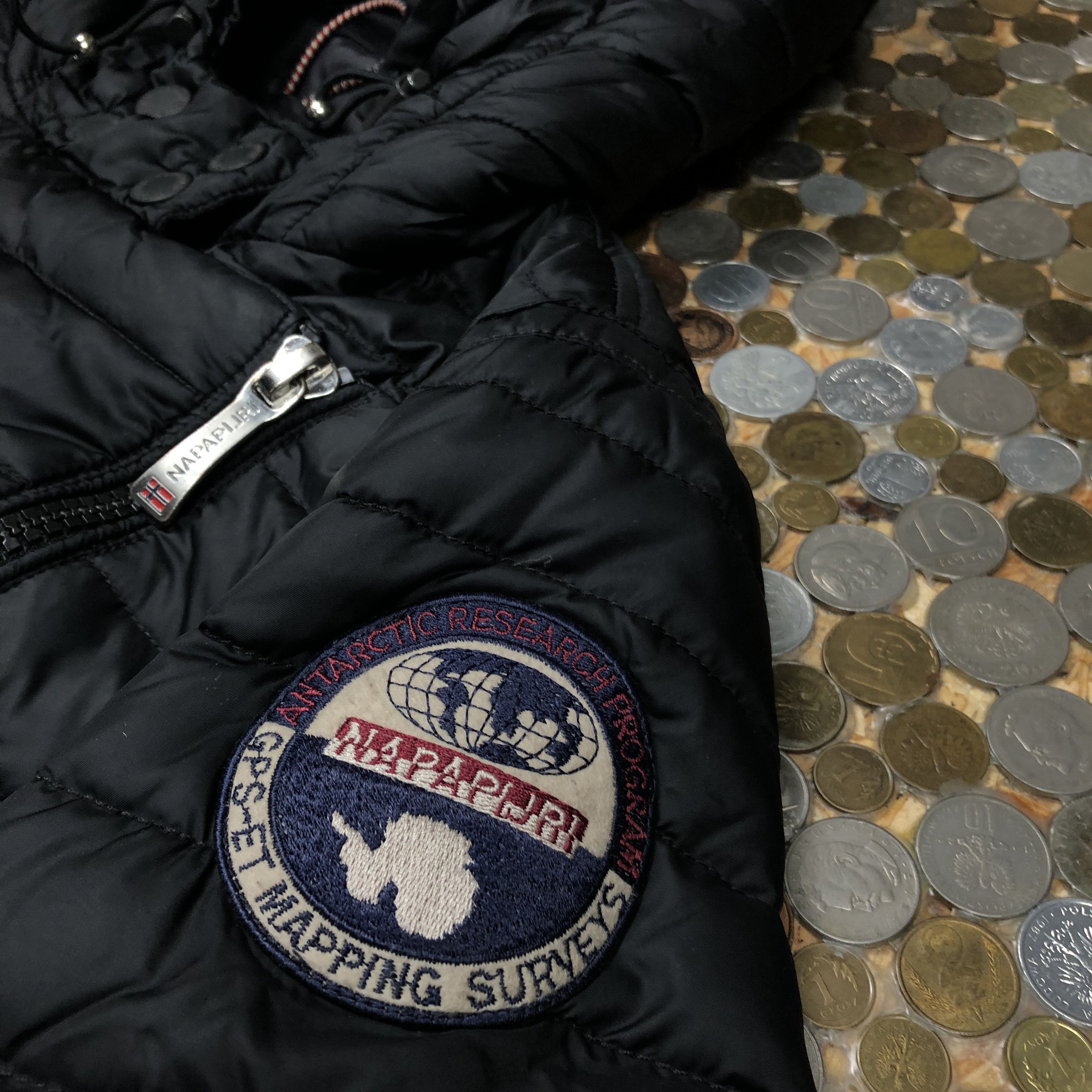 Napapijri Napapijri puffer jacket WMNS Size M / US 6-8 / IT 42-44 - 4 Thumbnail