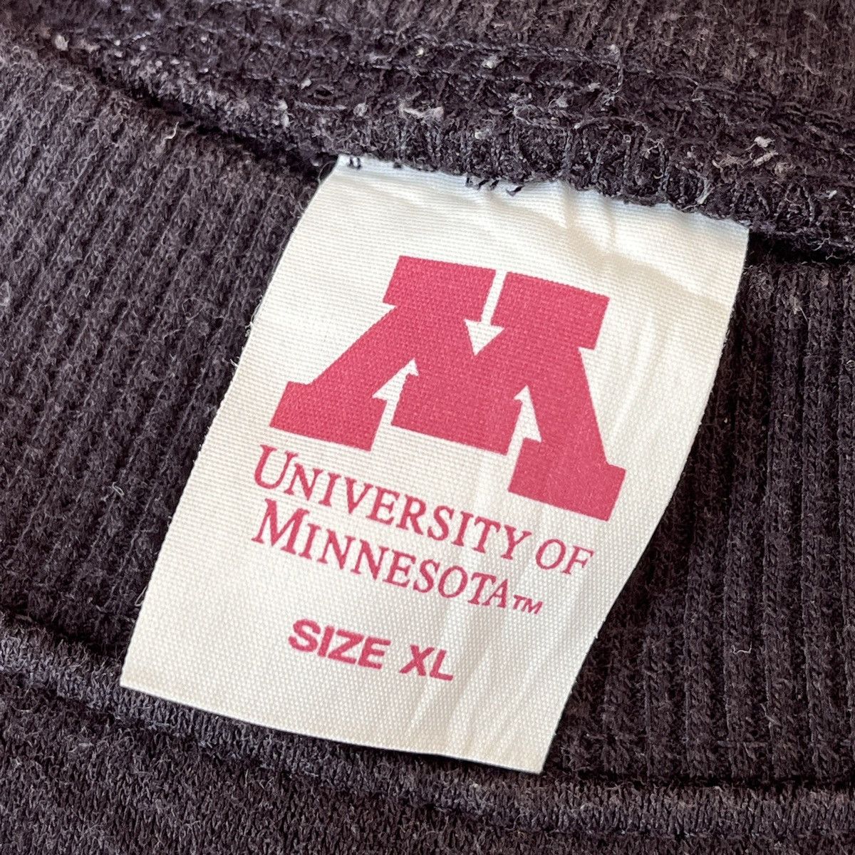 University Of Minnesota X GU Black Sweater Big Printed